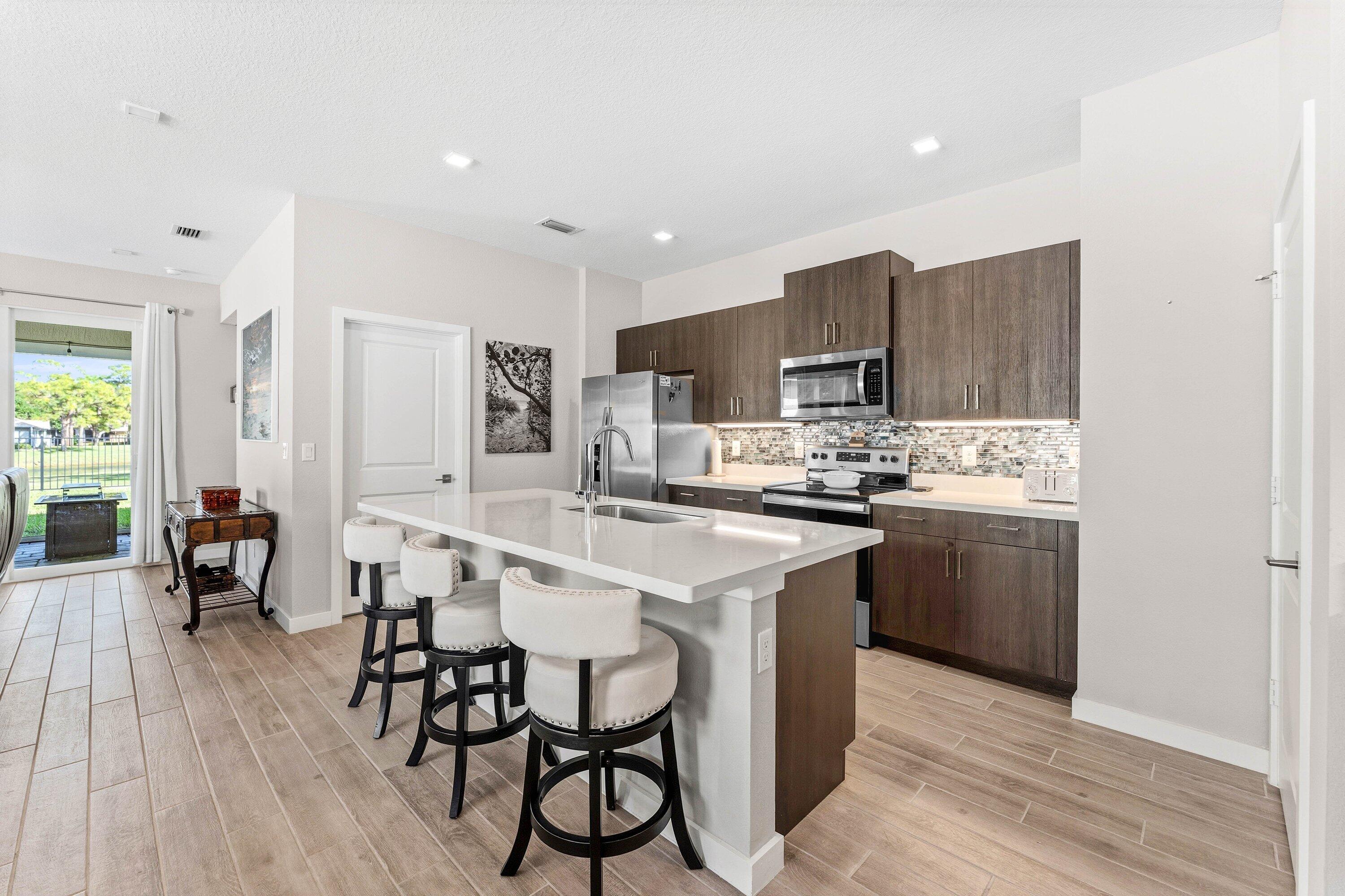 5715 SE Canyata Court