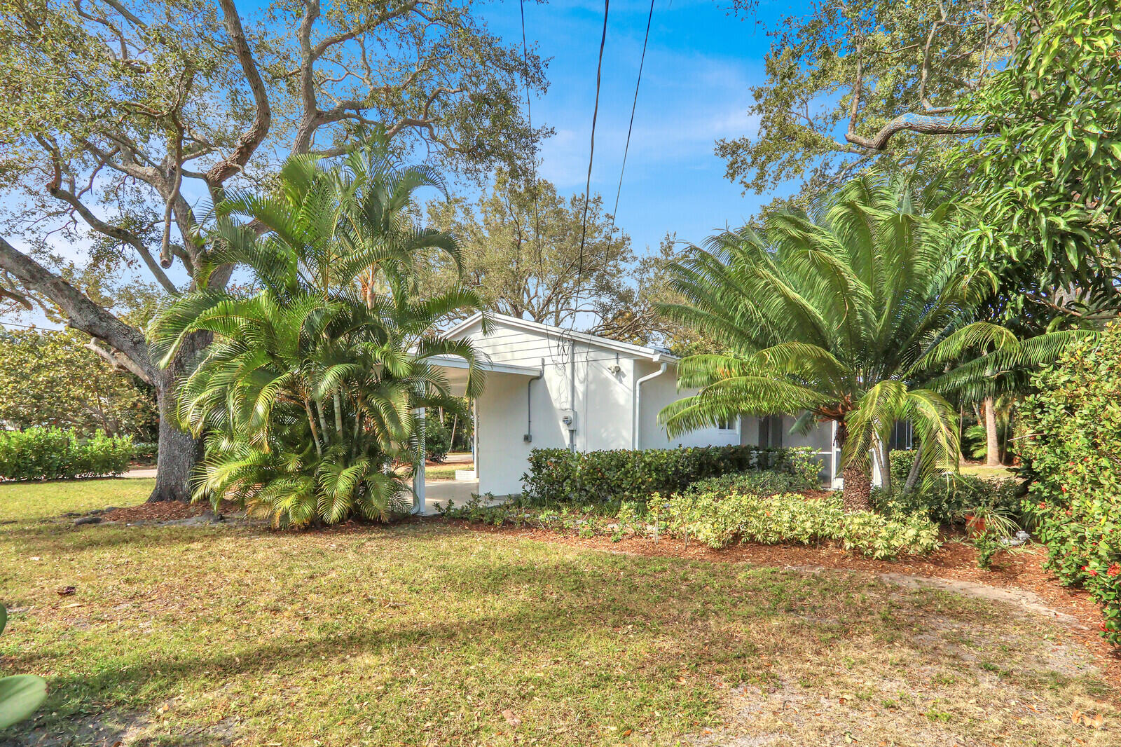 601 Paulina Road