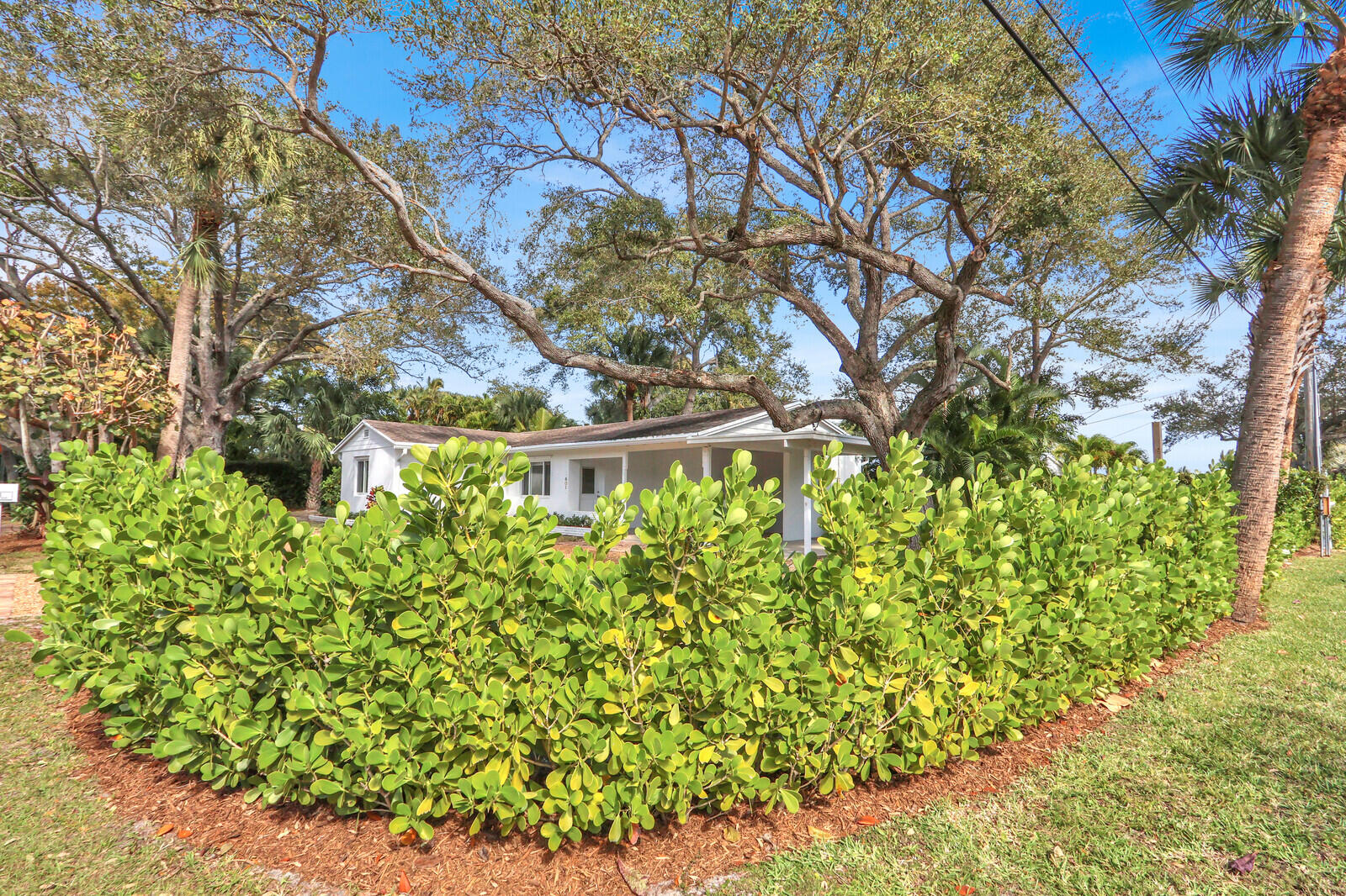 601 Paulina Road