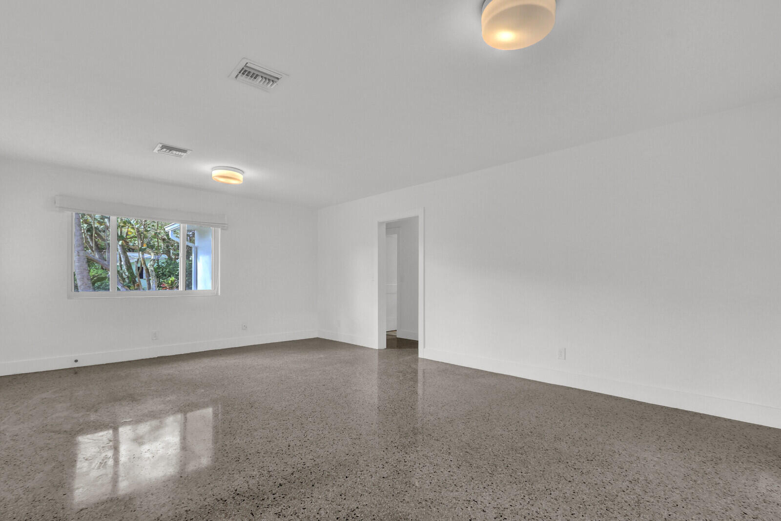601 Paulina Road