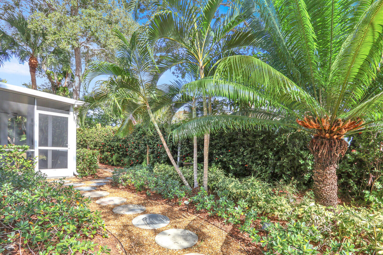 601 Paulina Road