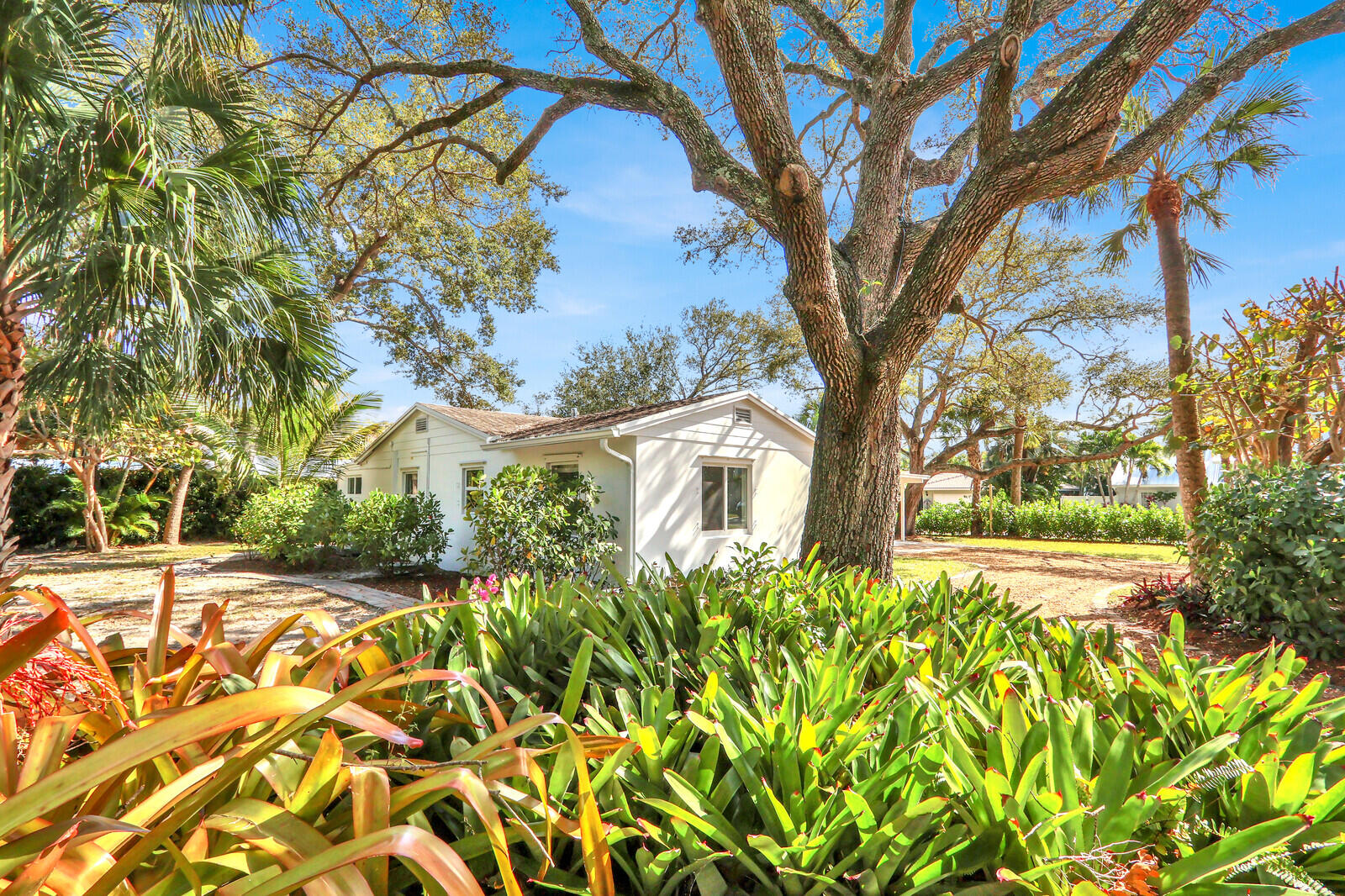 601 Paulina Road