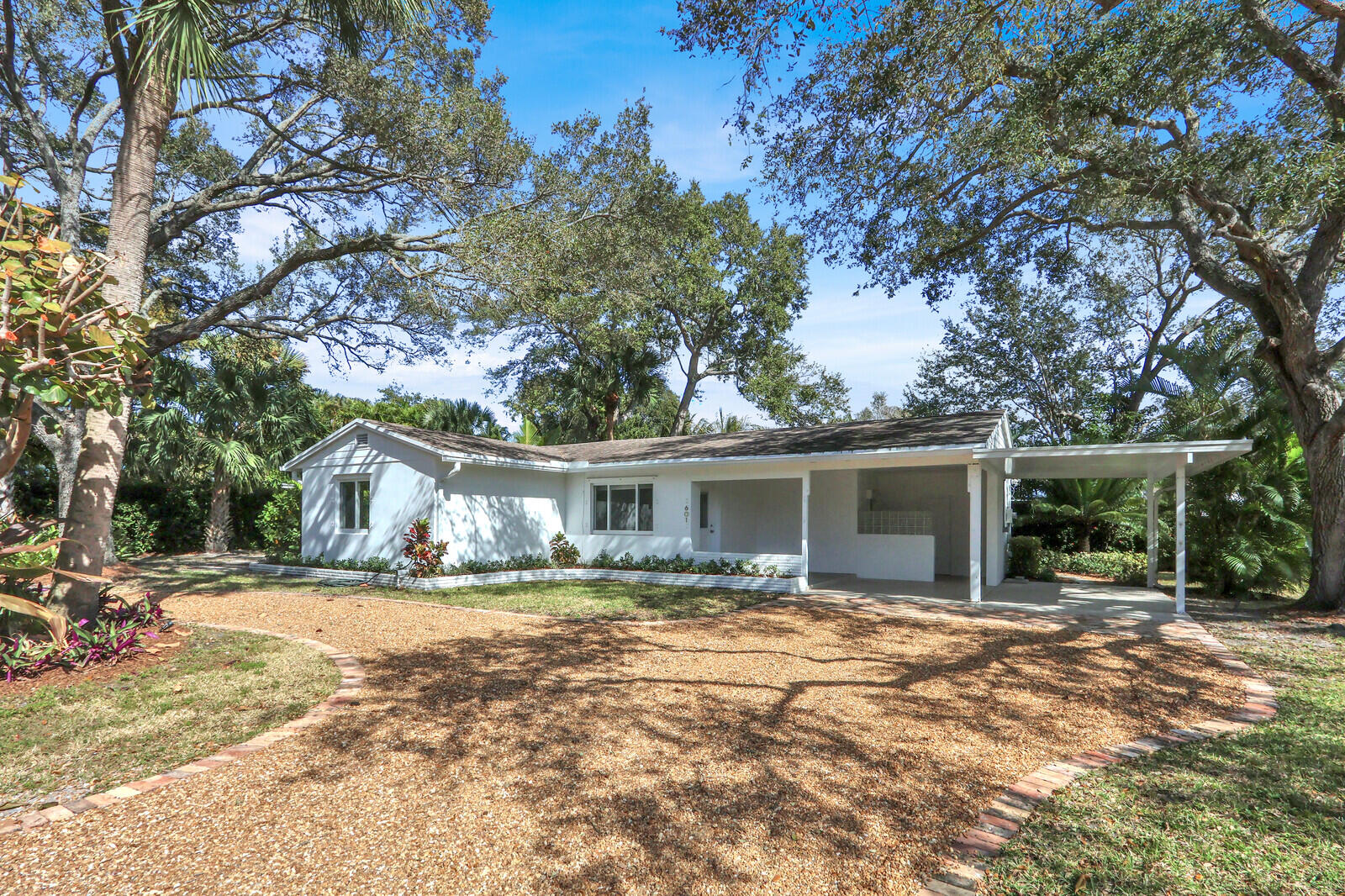 601 Paulina Road