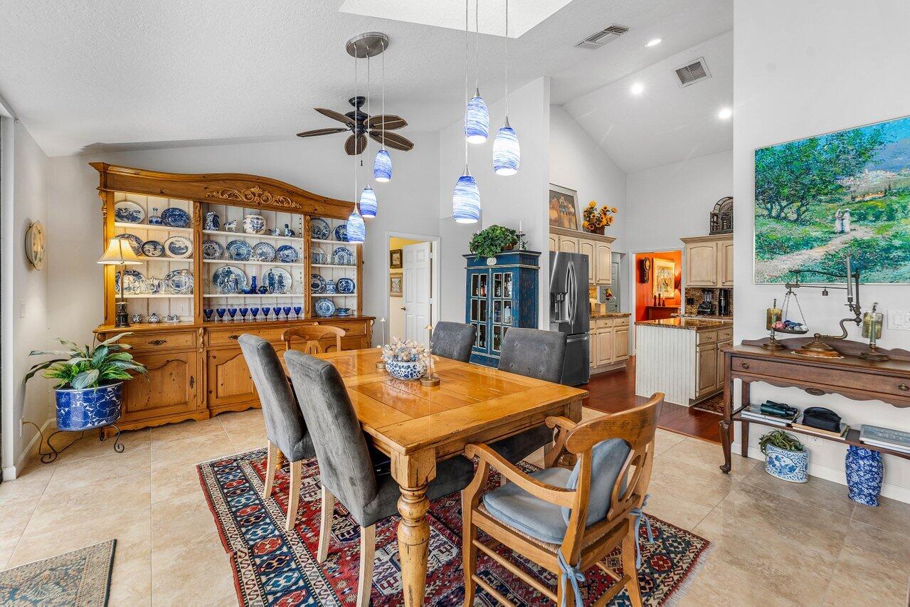8794 SE Riverfront Terrace