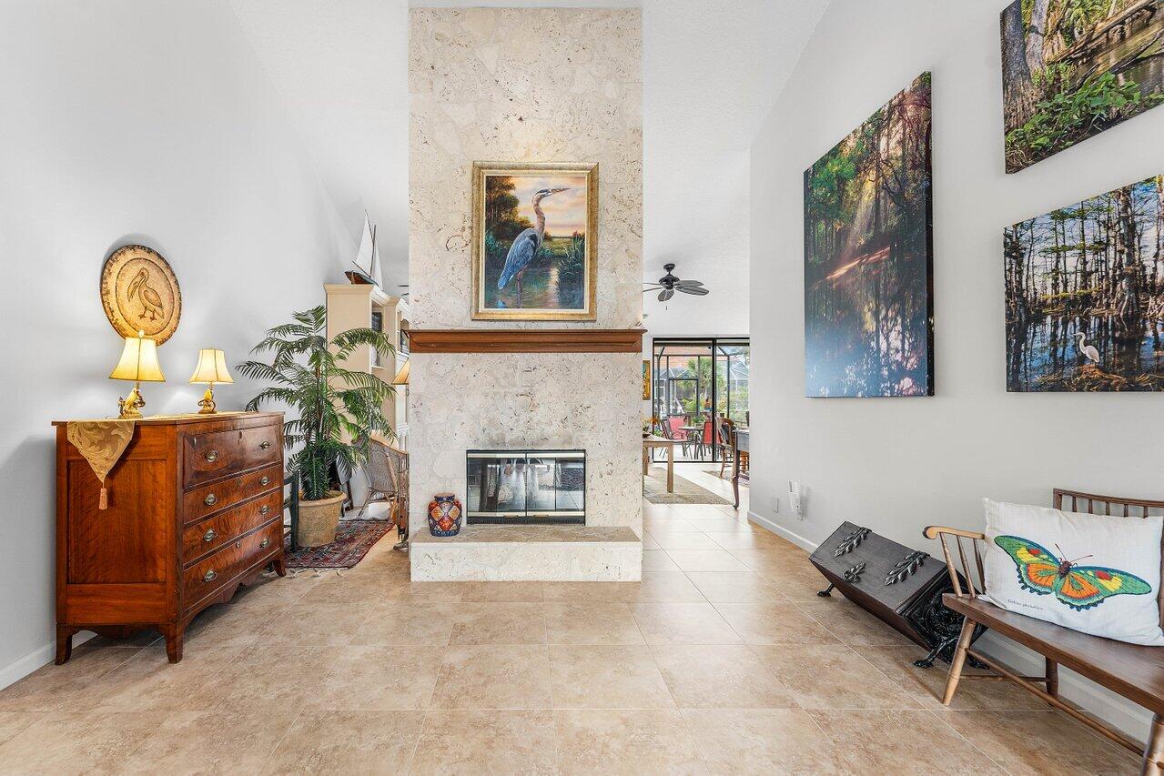 8794 SE Riverfront Terrace