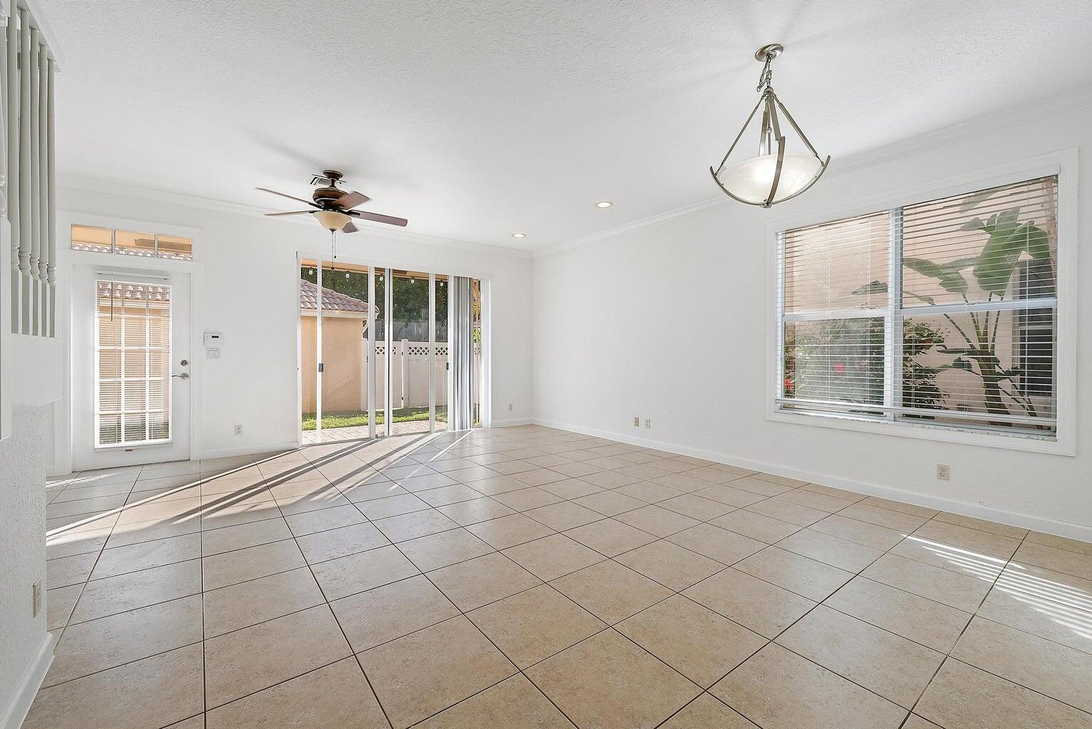 8050 Murano Circle