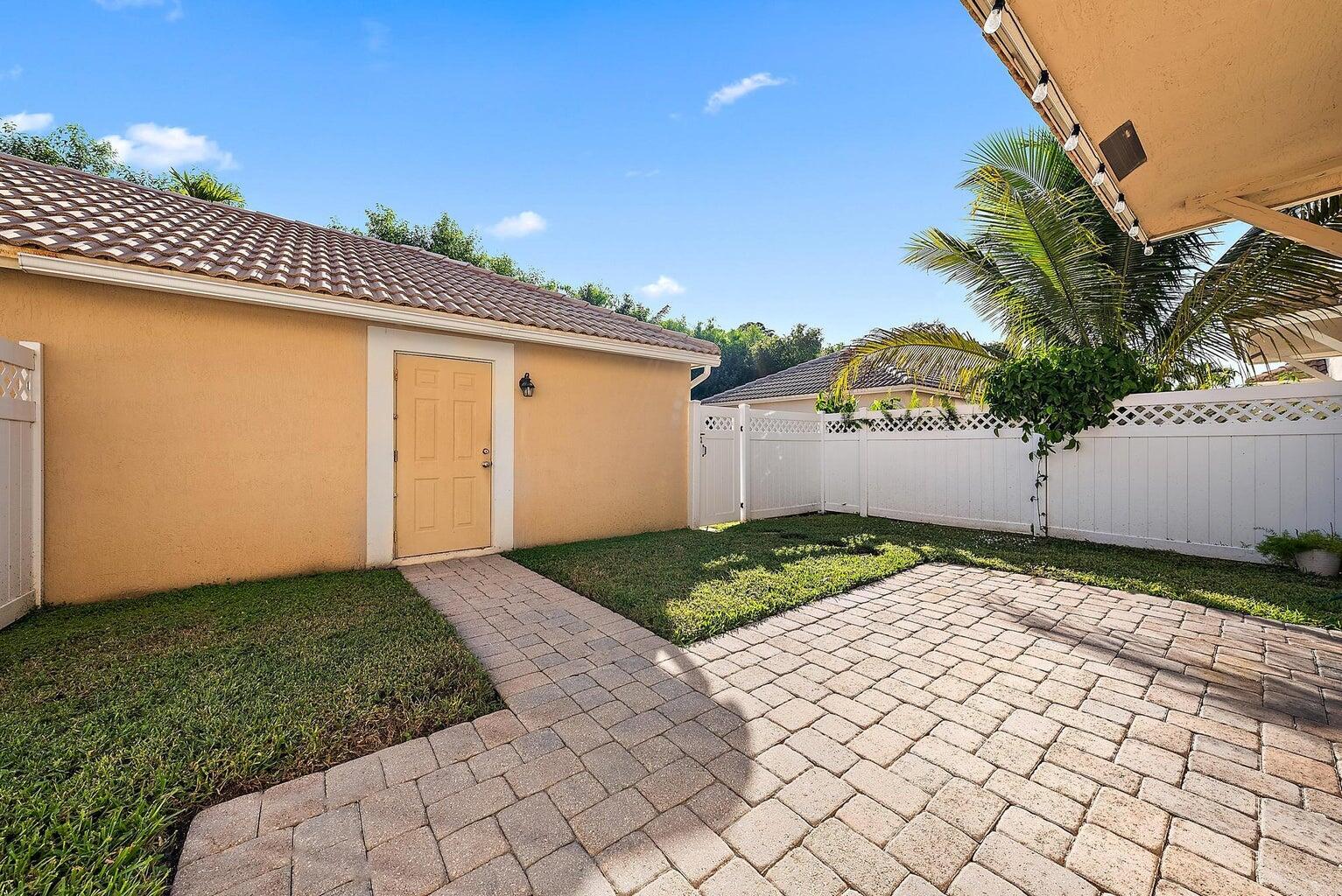 8050 Murano Circle