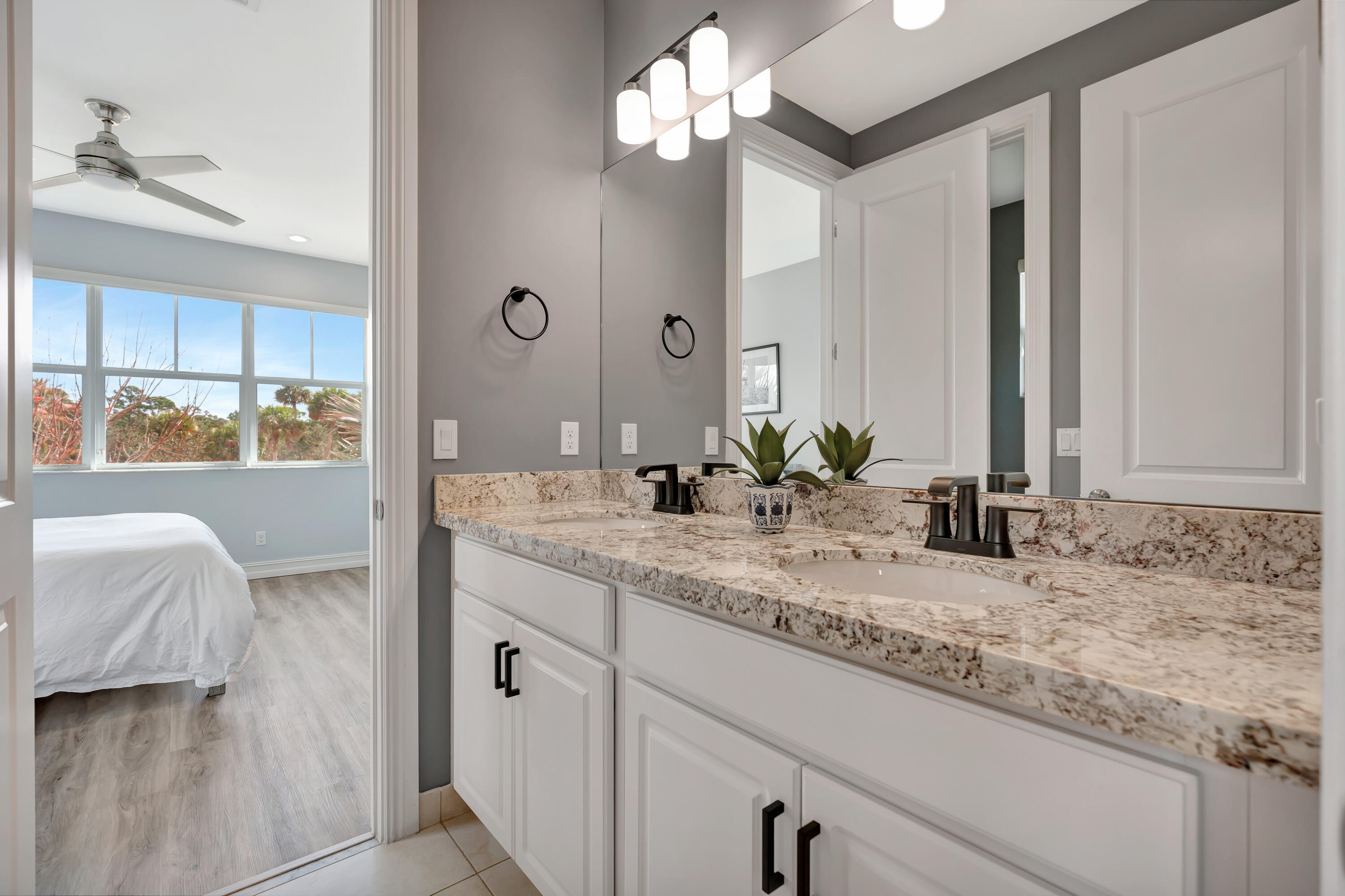 8150 SE Grassy Hollow Trail