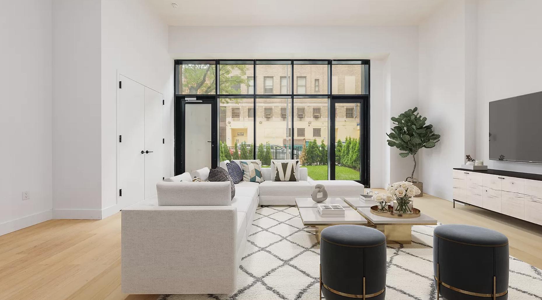 224 W 124th Street TH-2