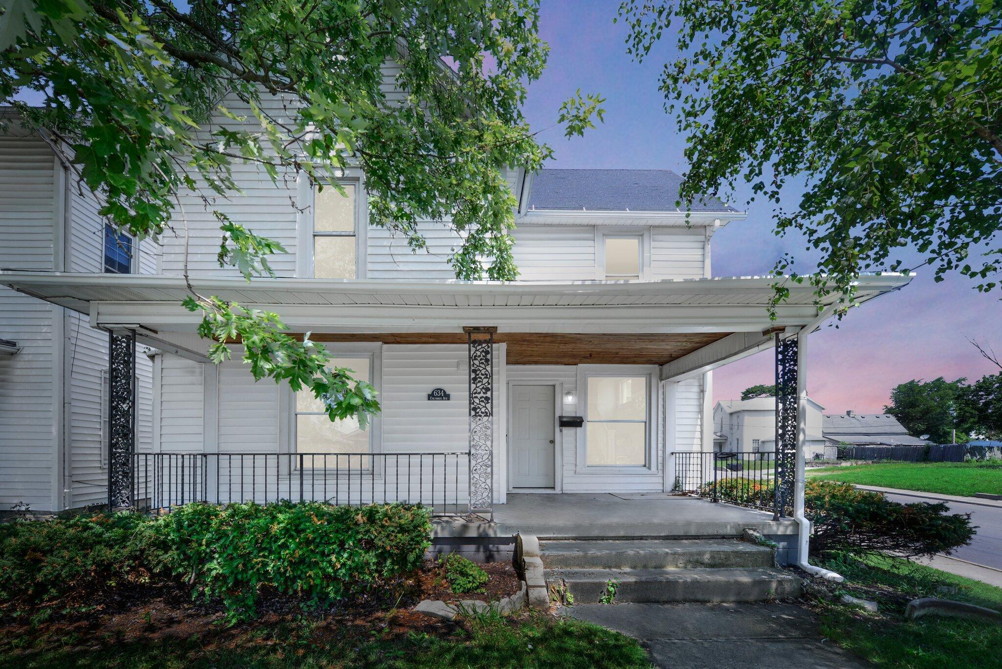 634 Columbus Avenue, 1