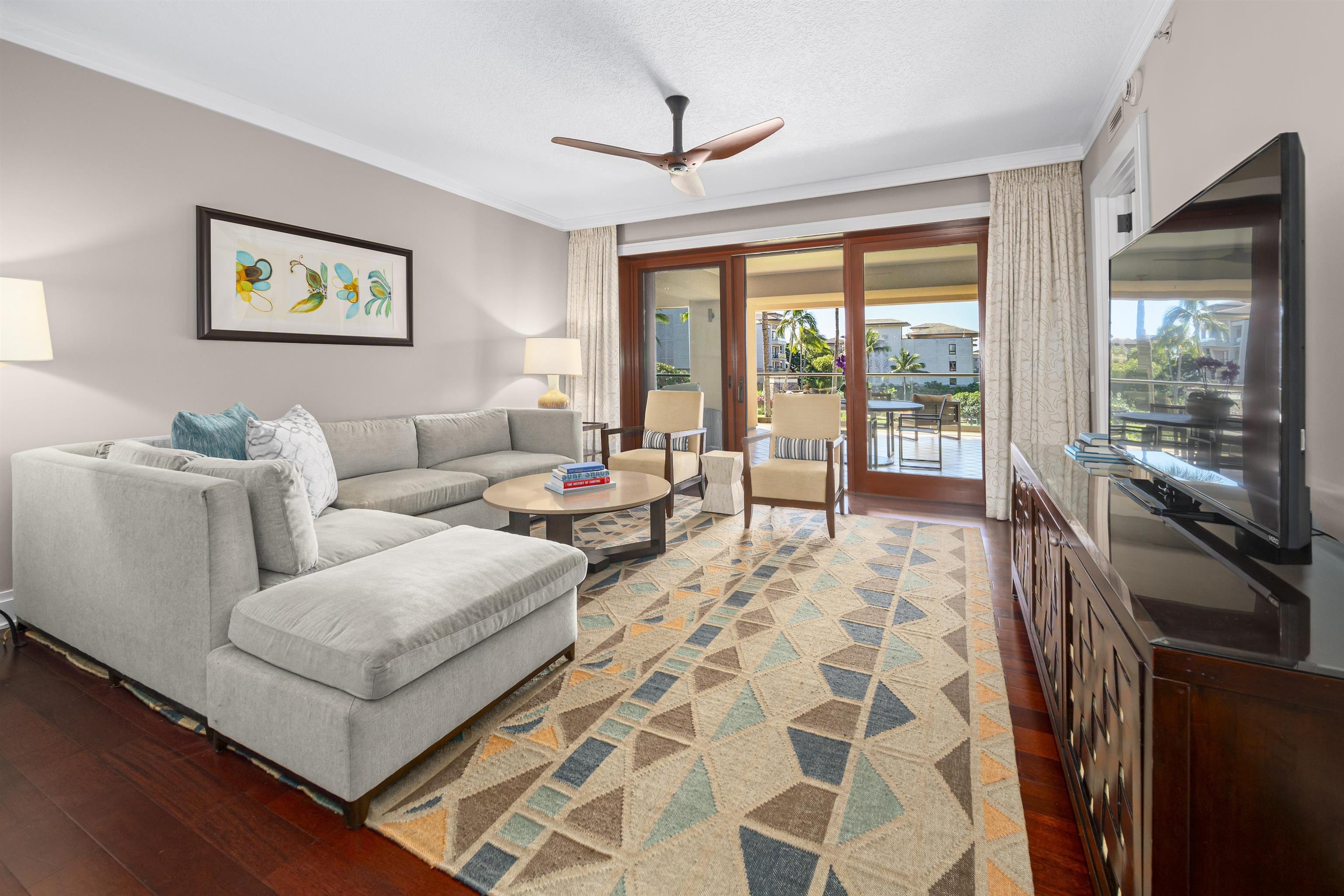 1 Bay DR Unit: 4304