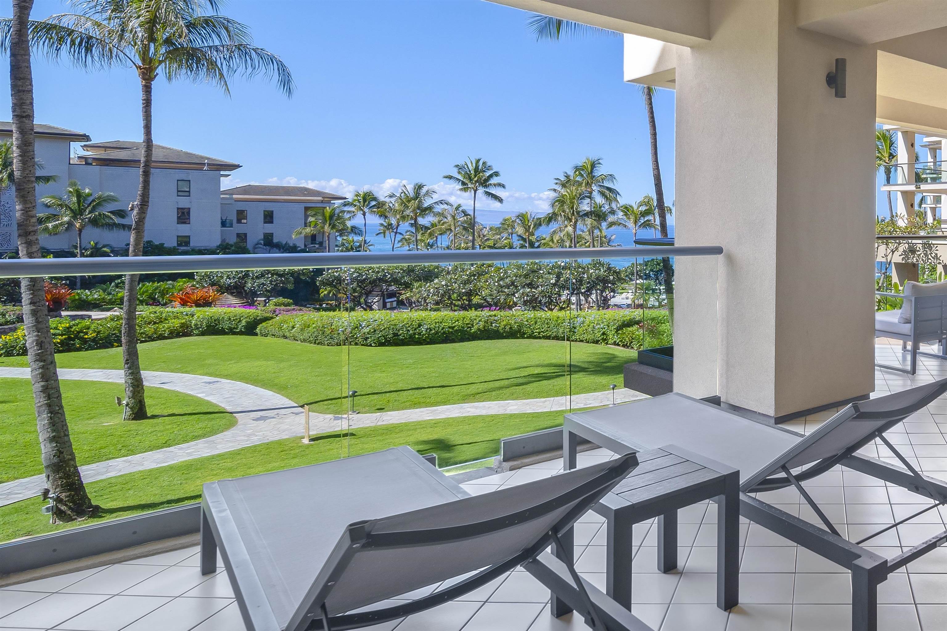 1 Bay DR Unit: 4304