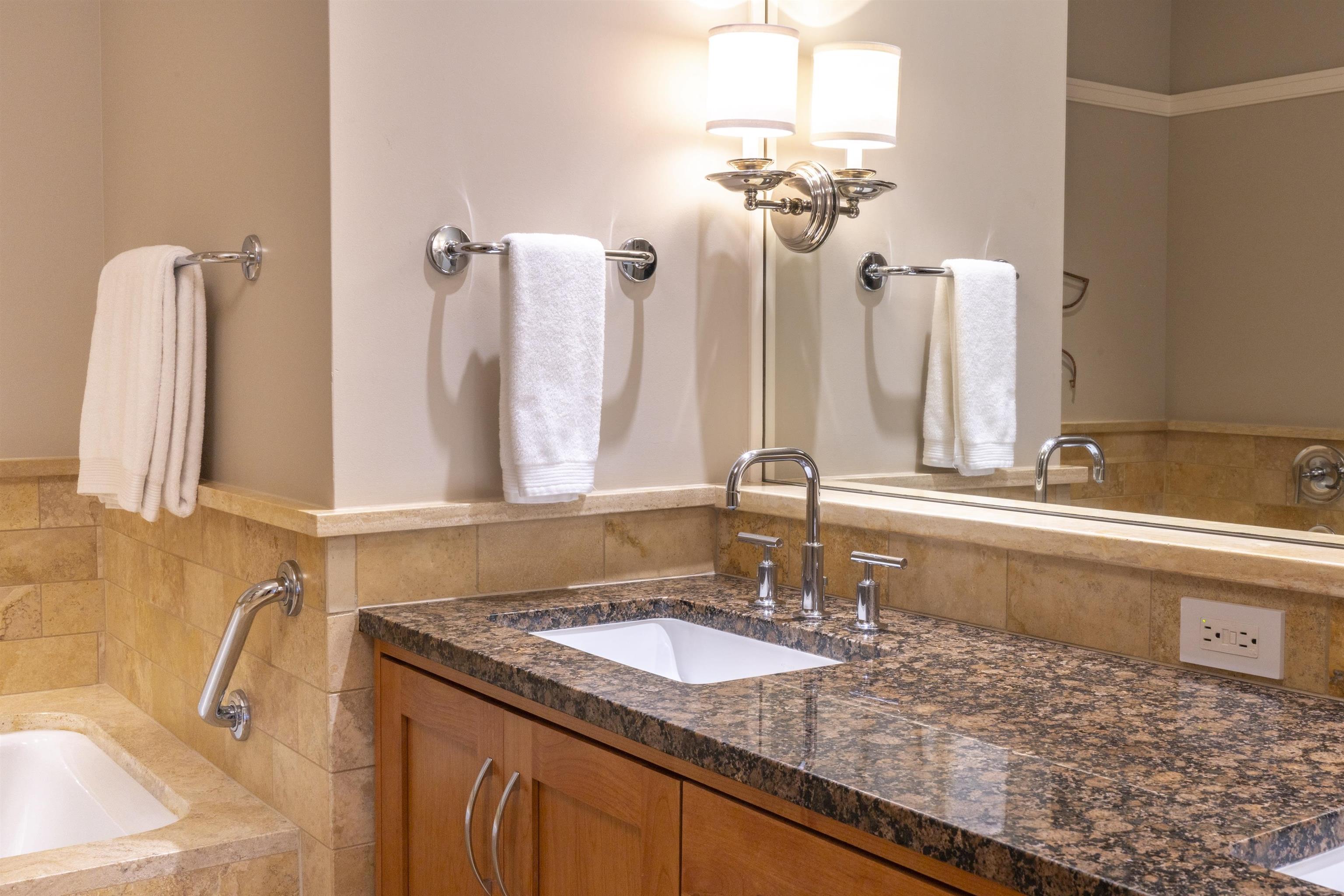 1 Bay DR Unit: 4304