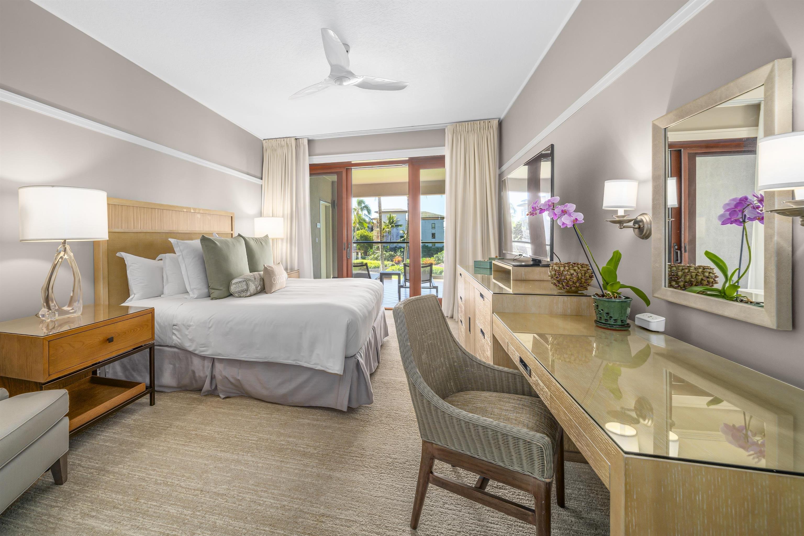 1 Bay DR Unit: 4304