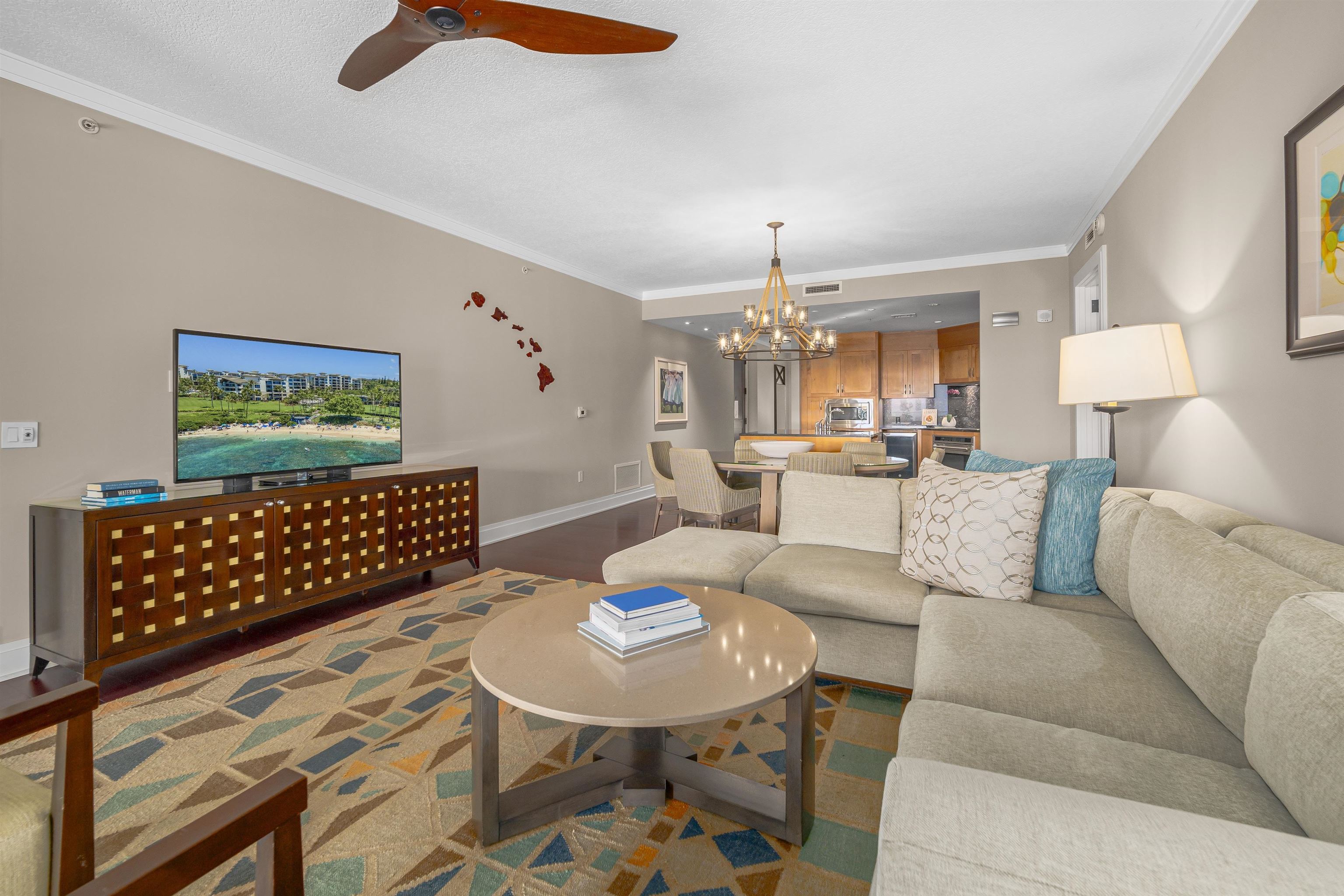 1 Bay DR Unit: 4304