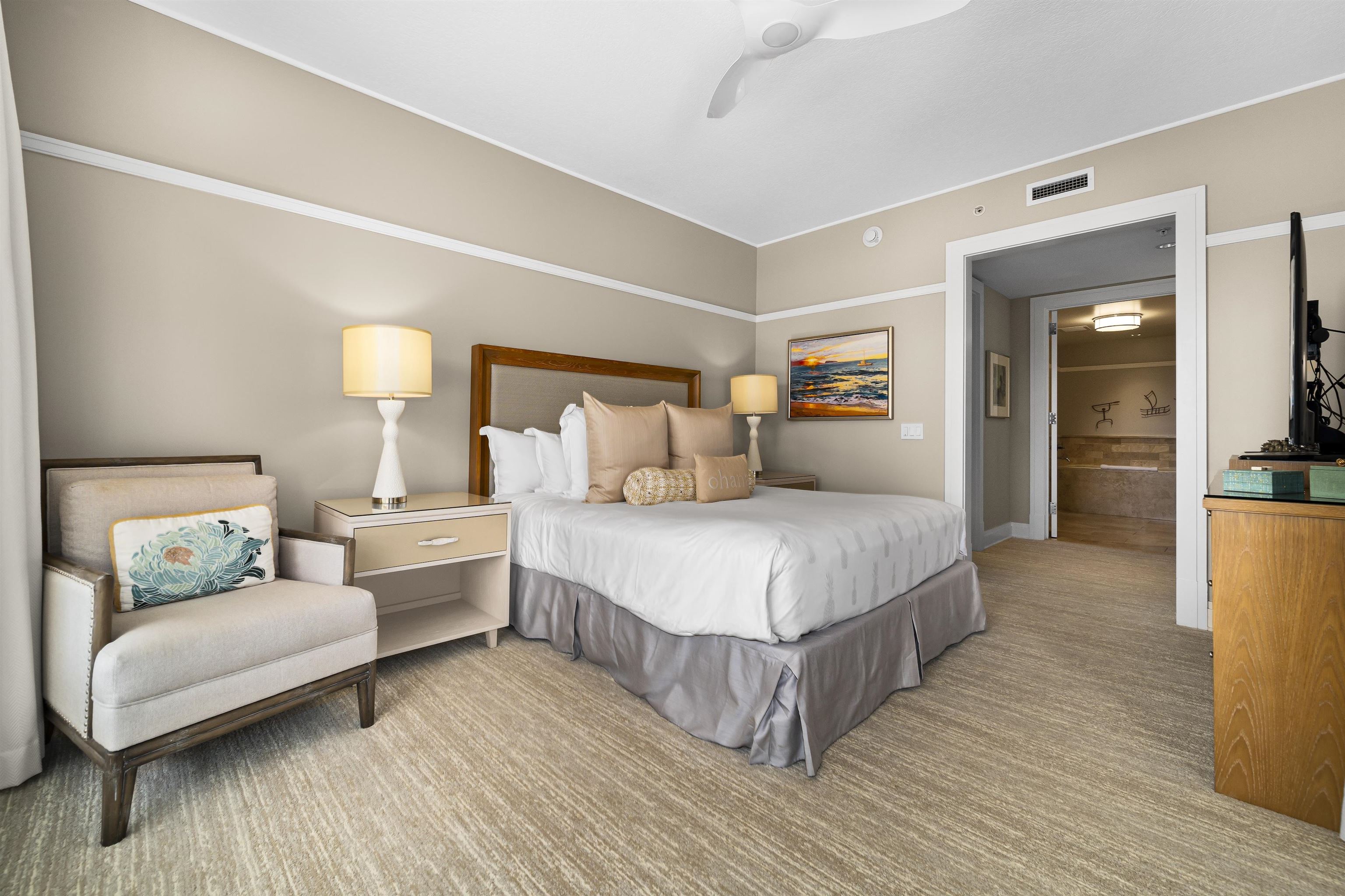 1 Bay DR Unit: 4304