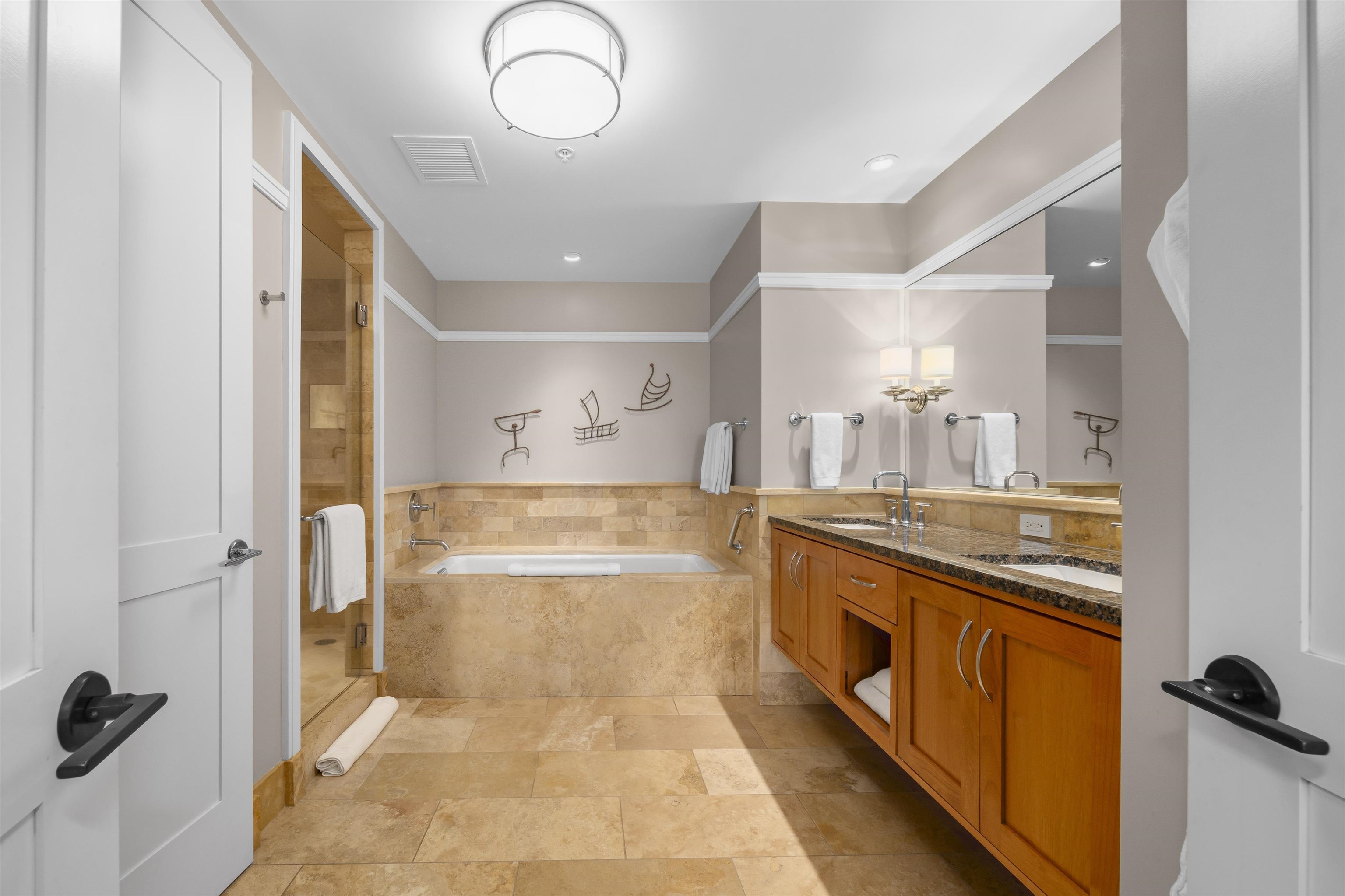 1 Bay DR Unit: 4304