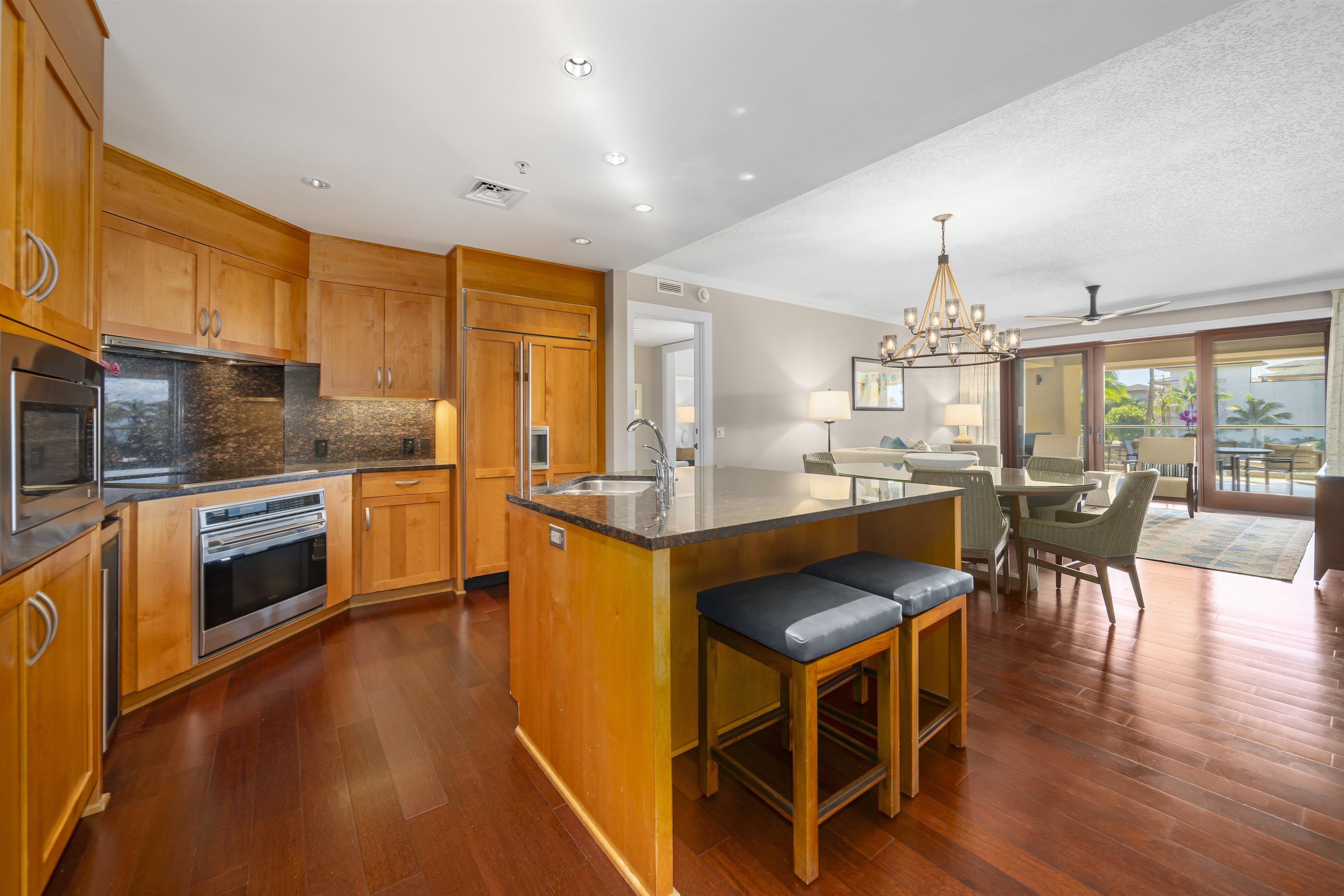 1 Bay DR Unit: 4304