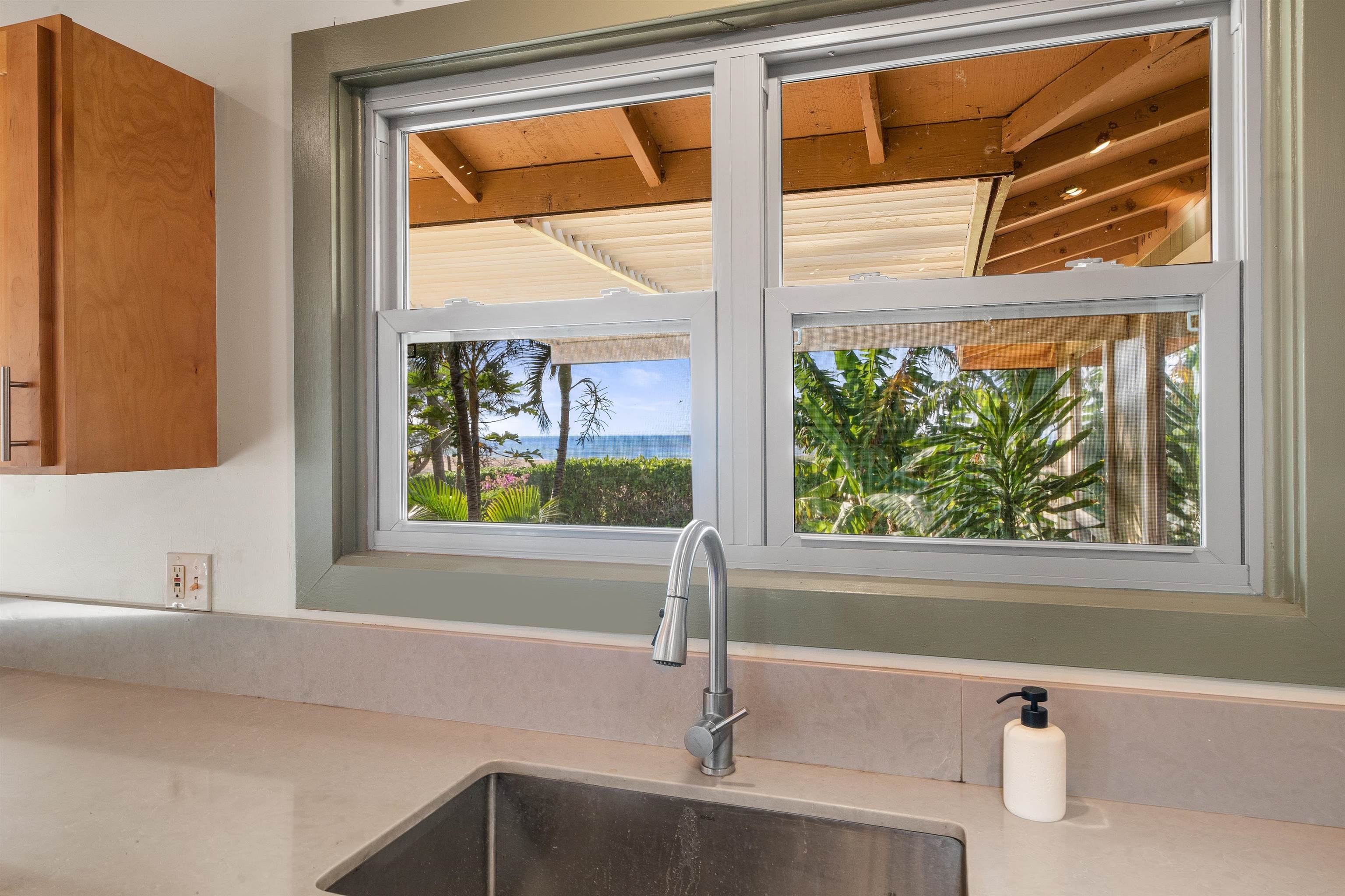 2944 Kalua Koi Rd