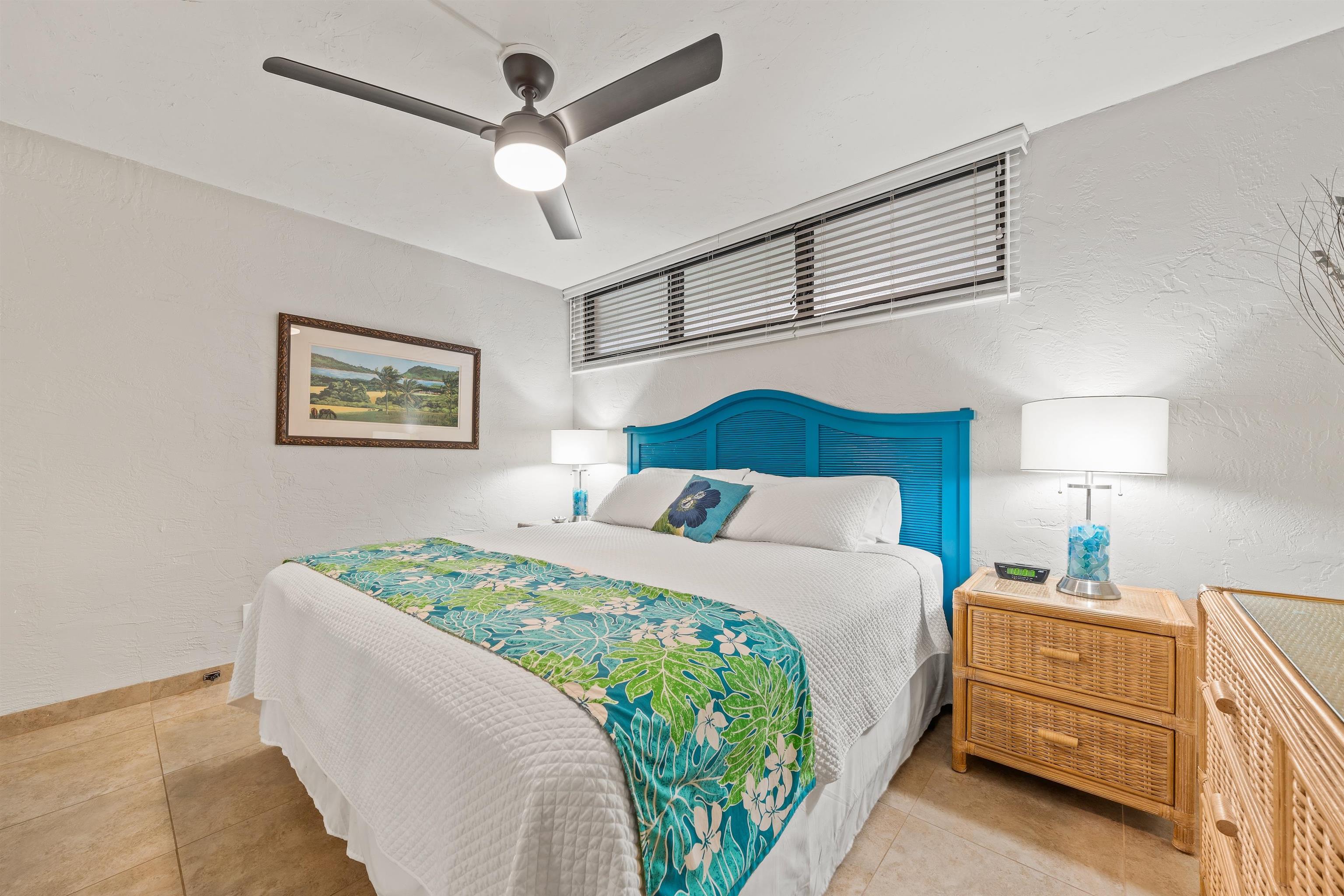 3543 Lower Honoapiilani Rd Unit: E205