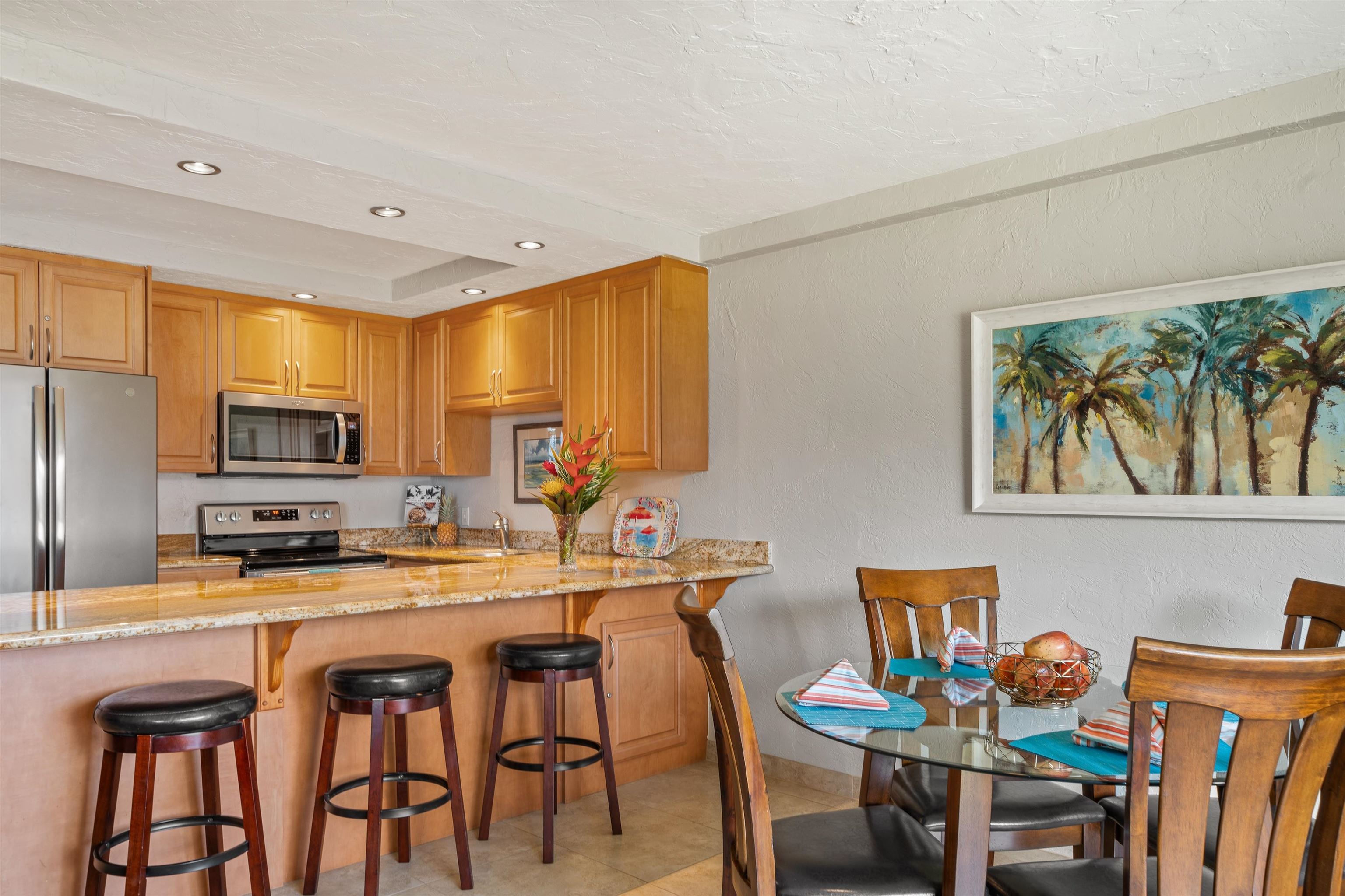 3543 Lower Honoapiilani Rd Unit: E205