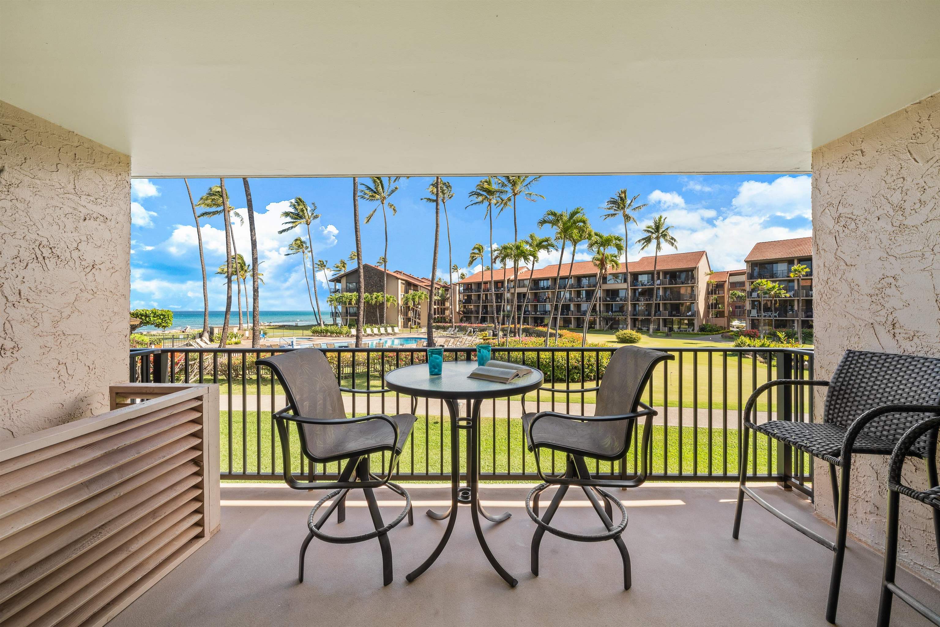 3543 Lower Honoapiilani Rd Unit: E205