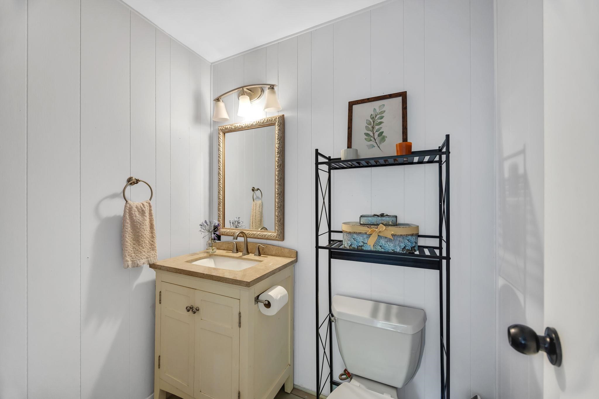 5131 Hanawai St Unit: F