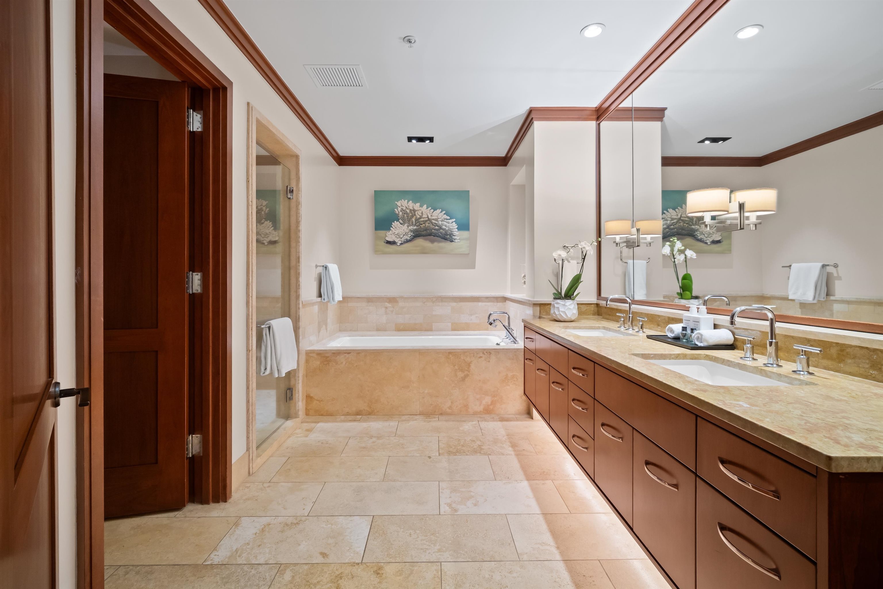1 Bay DR Unit: 1103