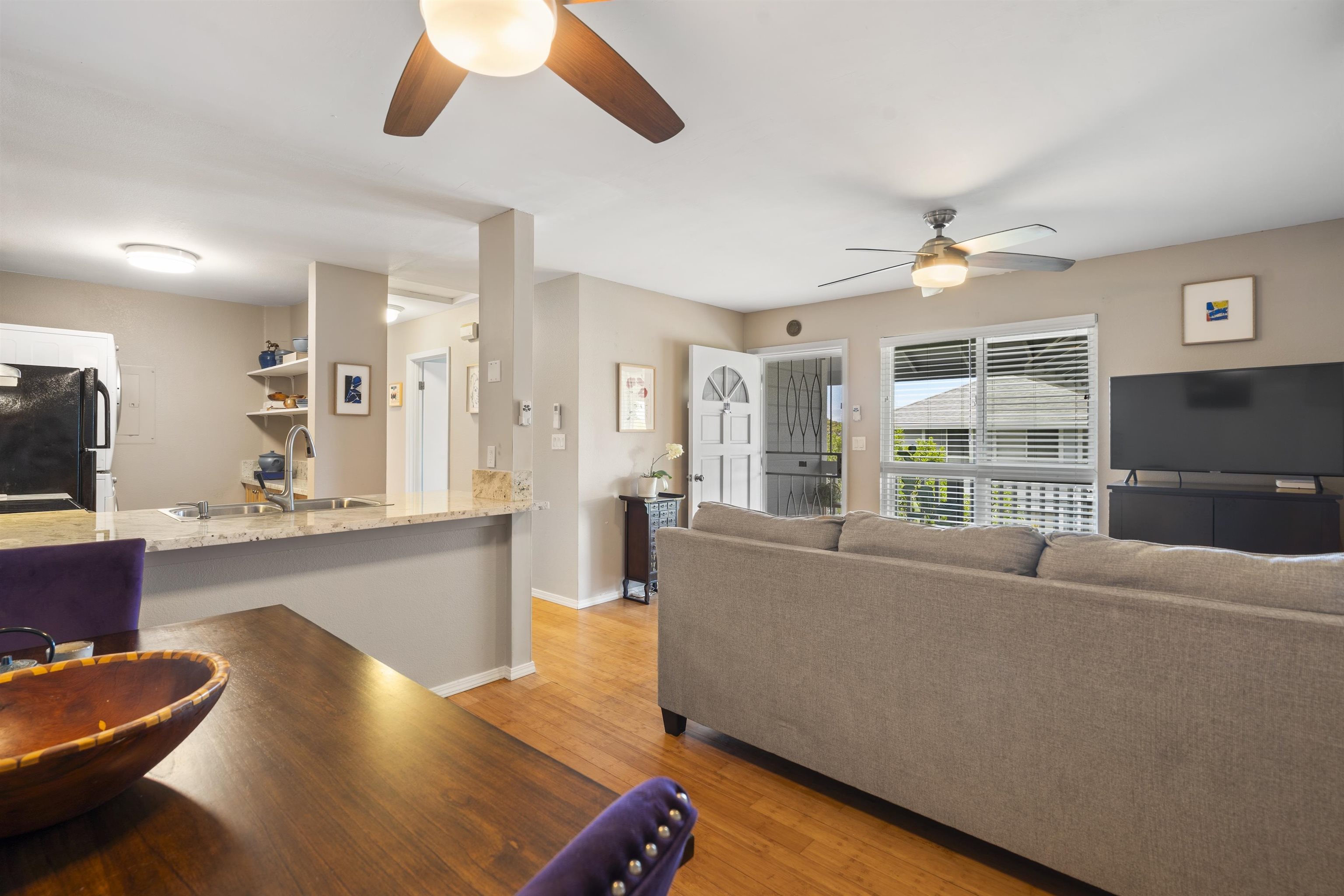 4955 HANAWAI St Unit: 6-201
