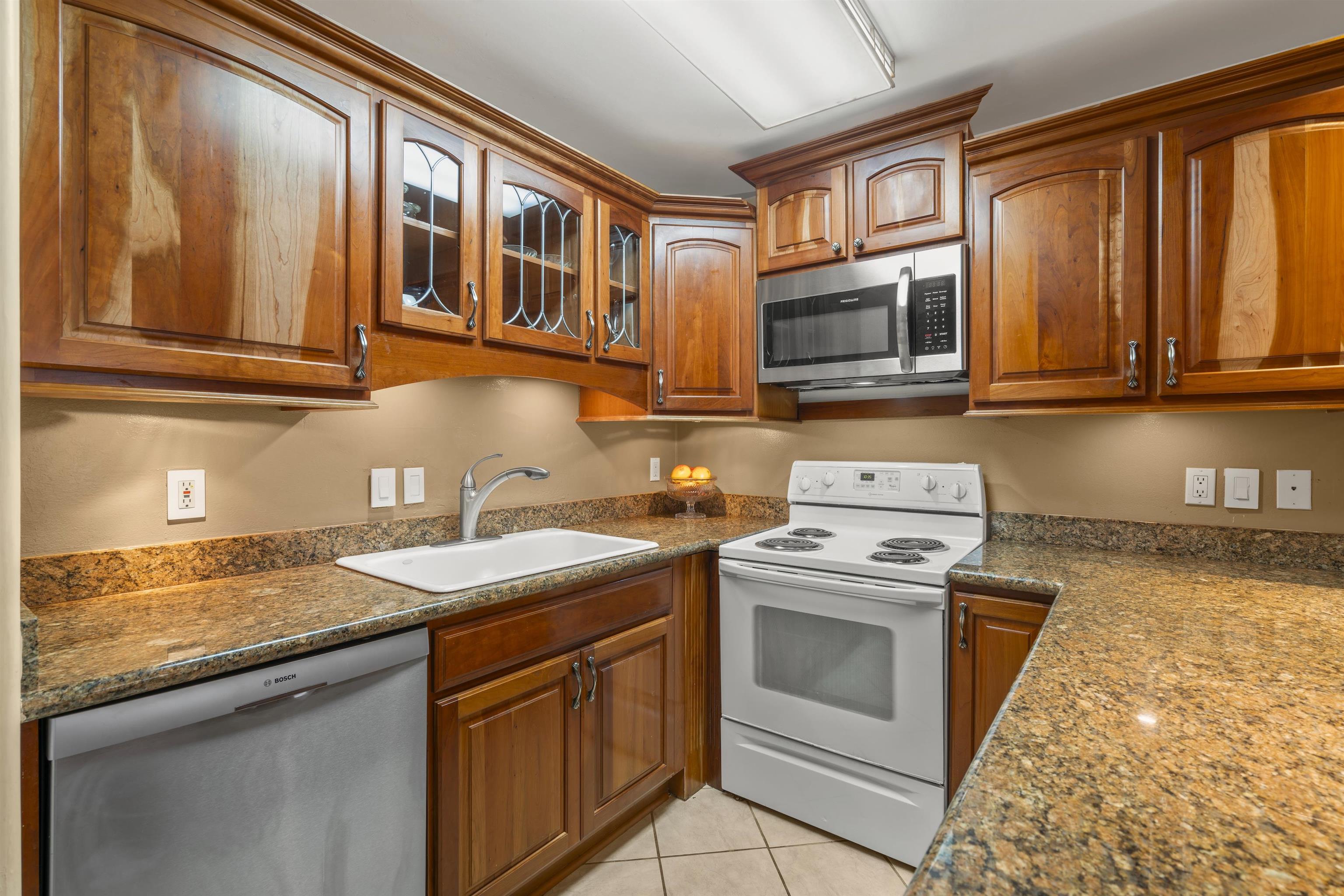 3740 Lower Honoapiilani Rd Unit: A306