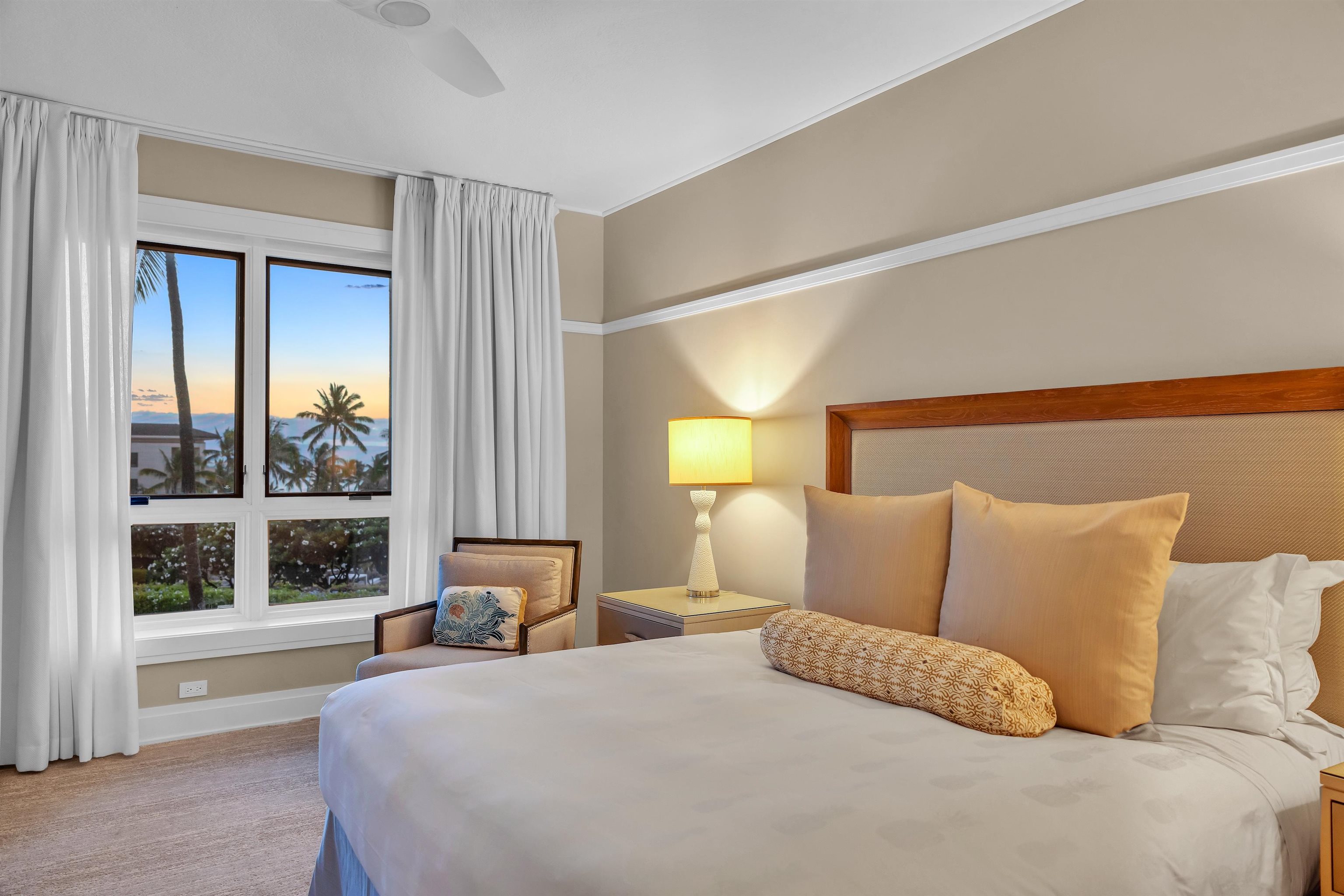 1 Bay DR Unit: 4304