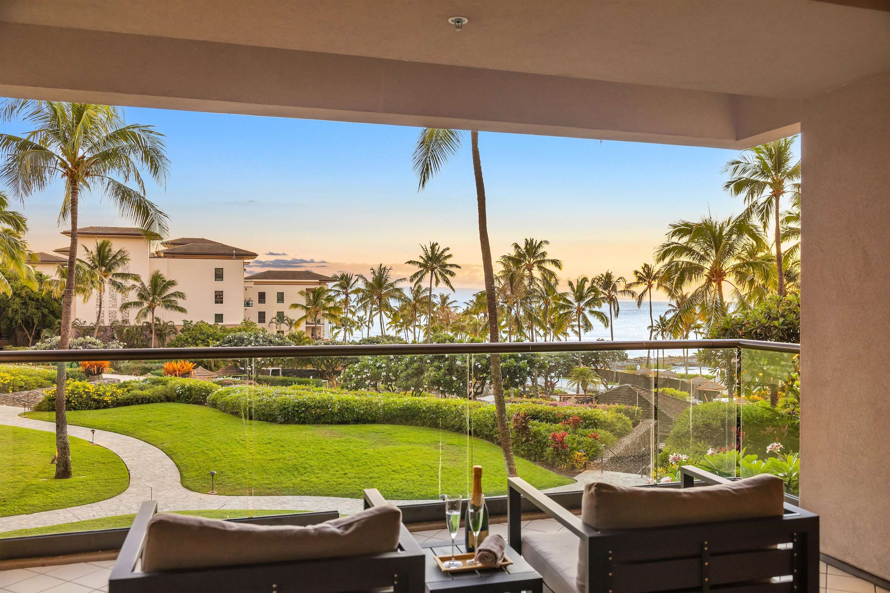 1 Bay DR Unit: 4304