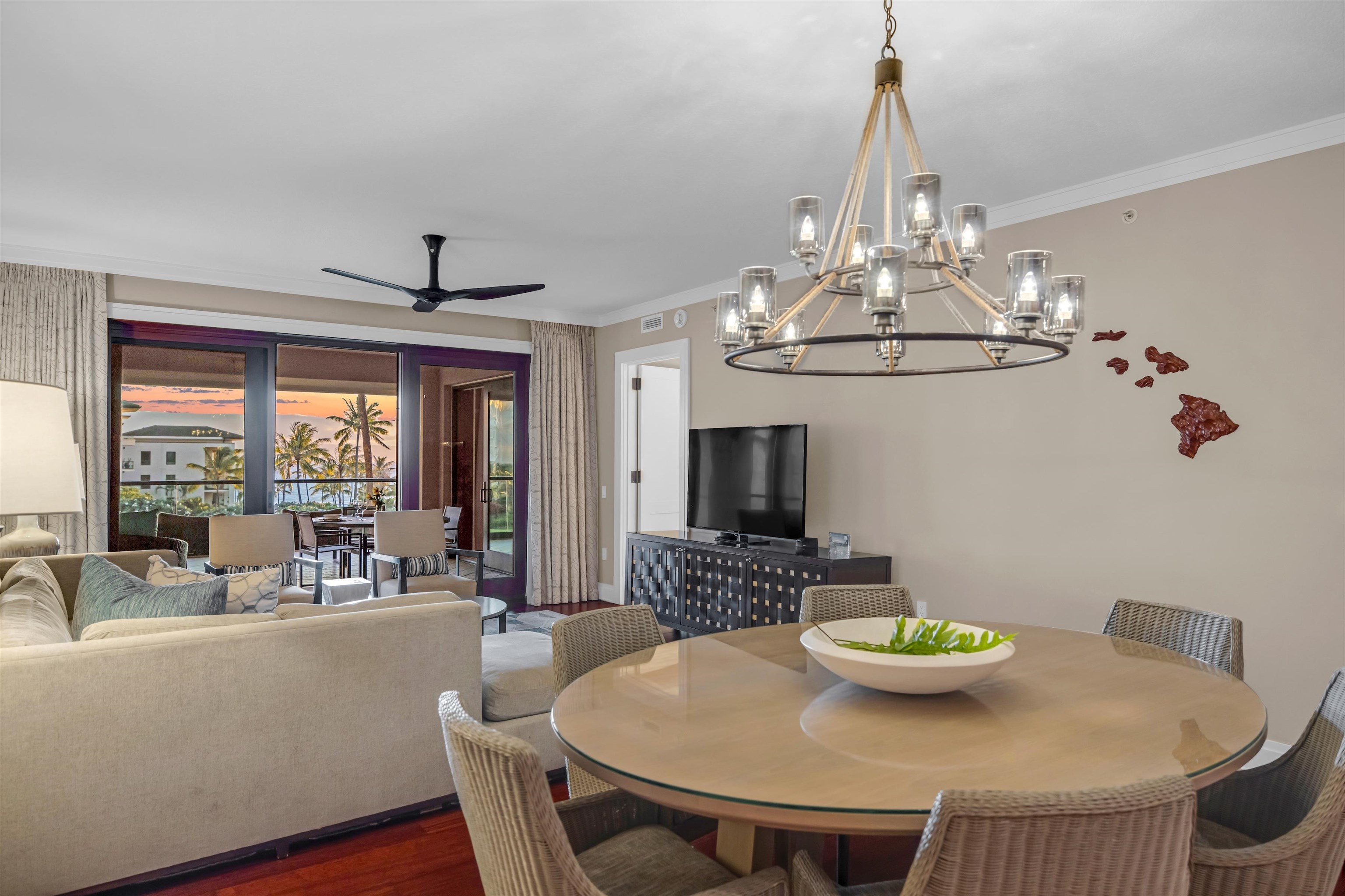 1 Bay DR Unit: 4304