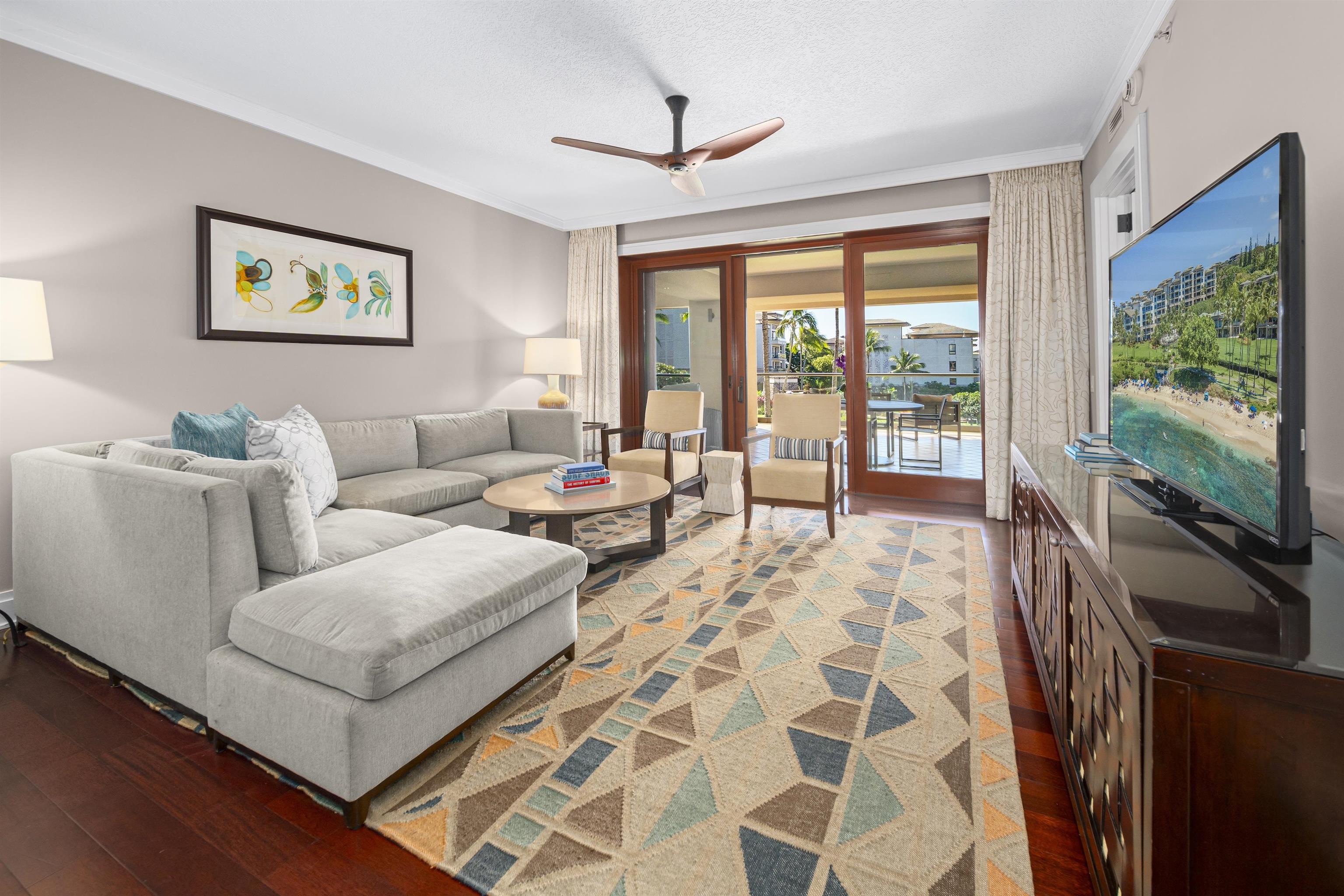 1 Bay DR Unit: 4304