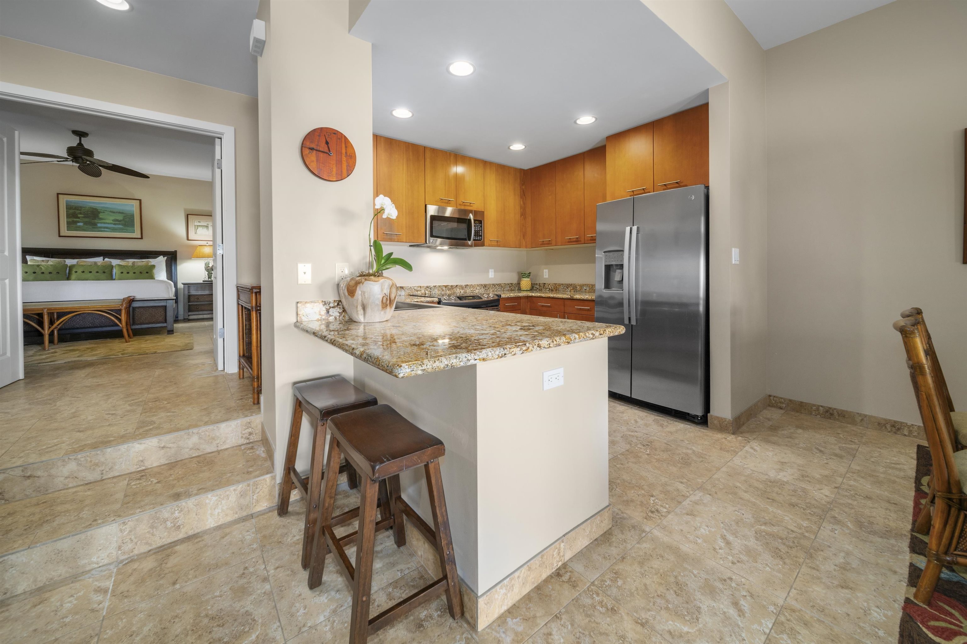 500 KAPALUA Dr Unit: 23P7-8