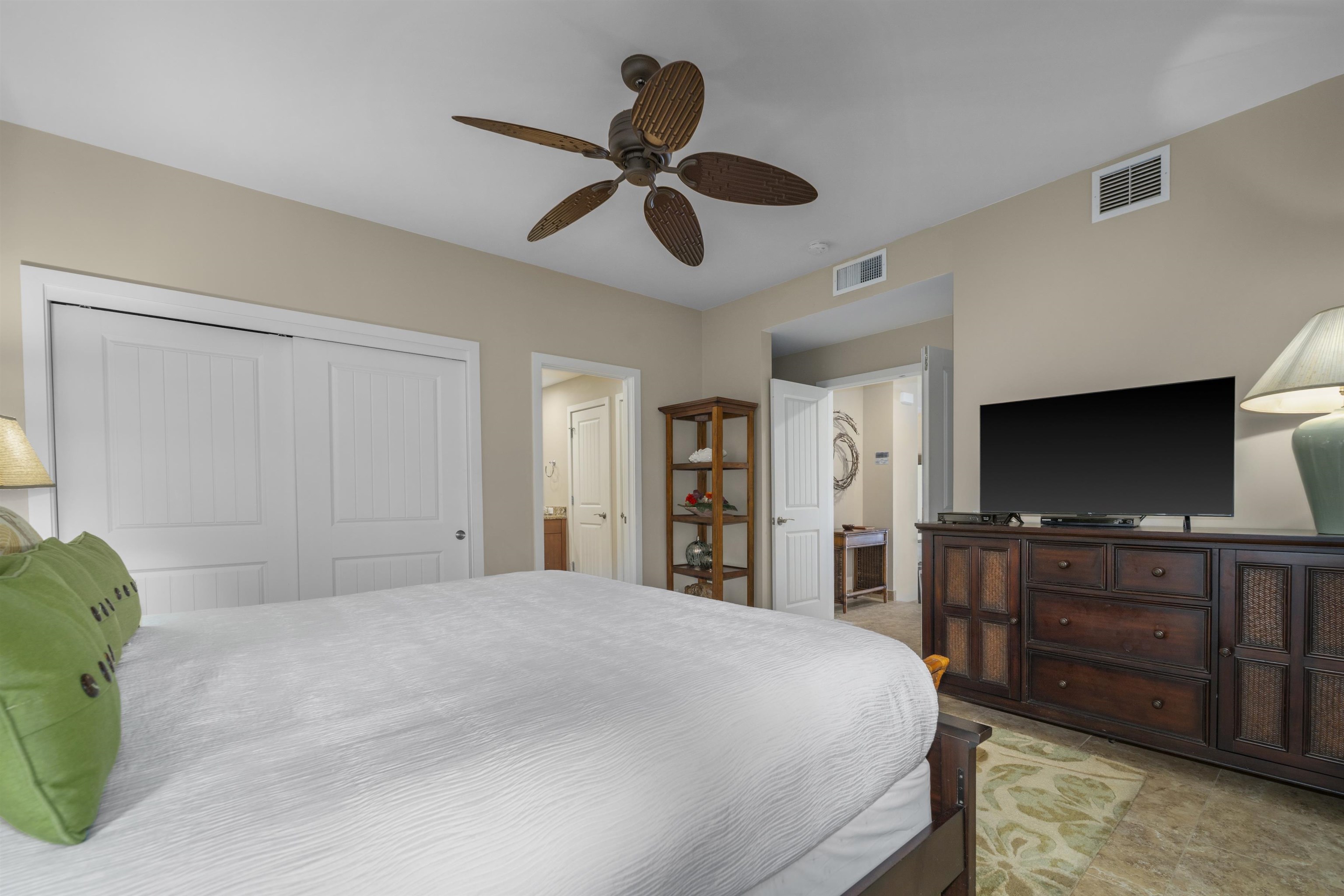 500 KAPALUA Dr Unit: 23P7-8