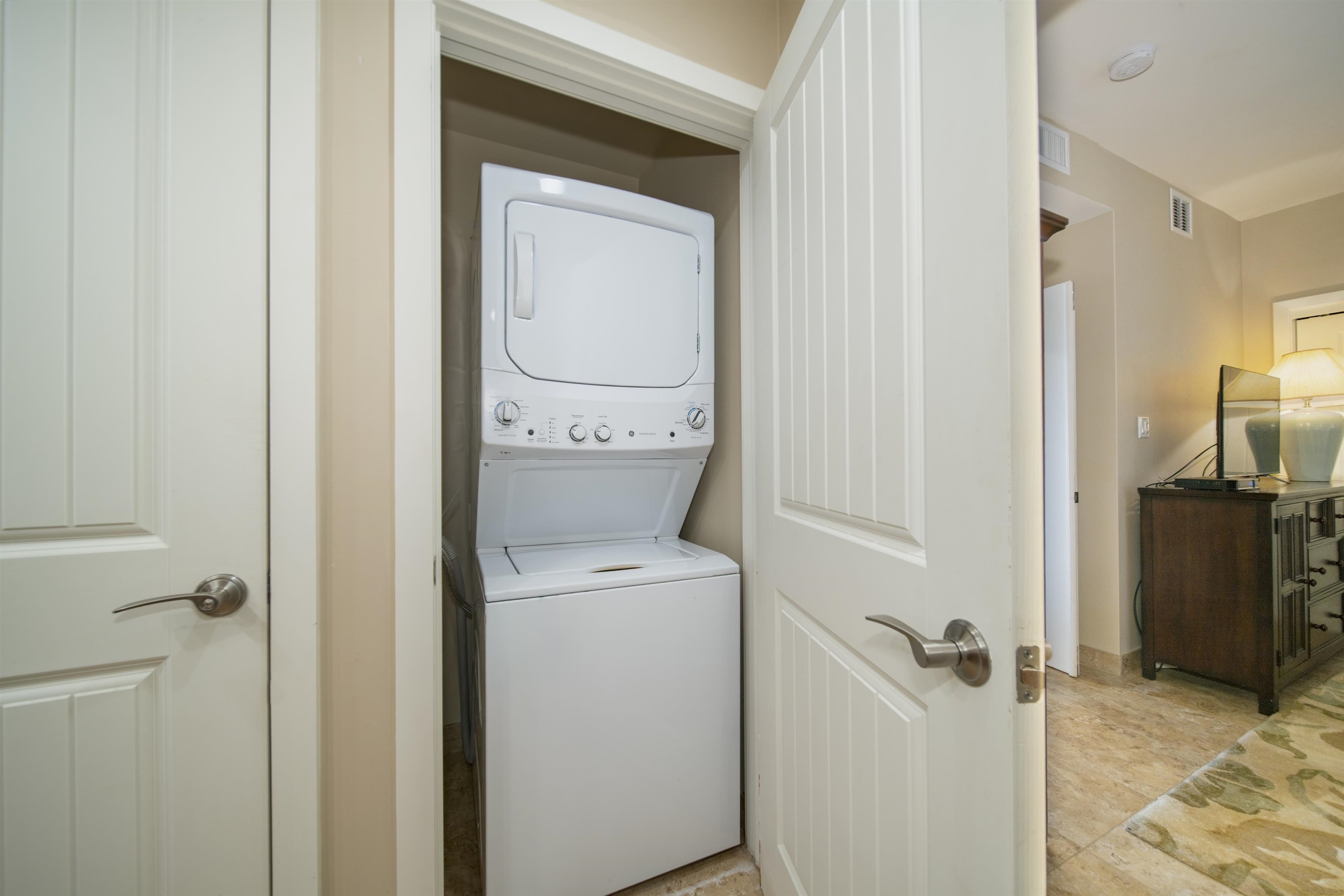 500 KAPALUA Dr Unit: 23P7-8