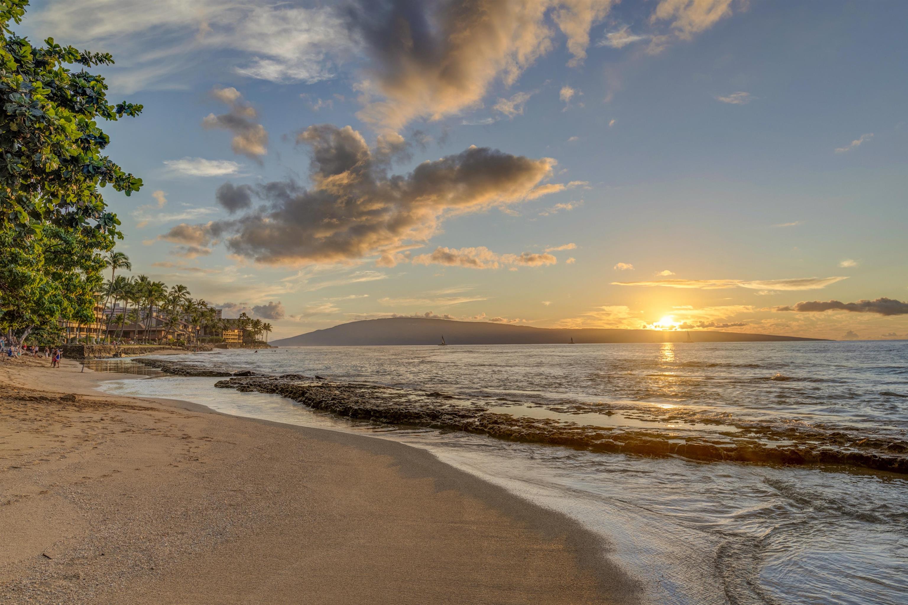 3740 Lower Honoapiilani Rd Unit: C207