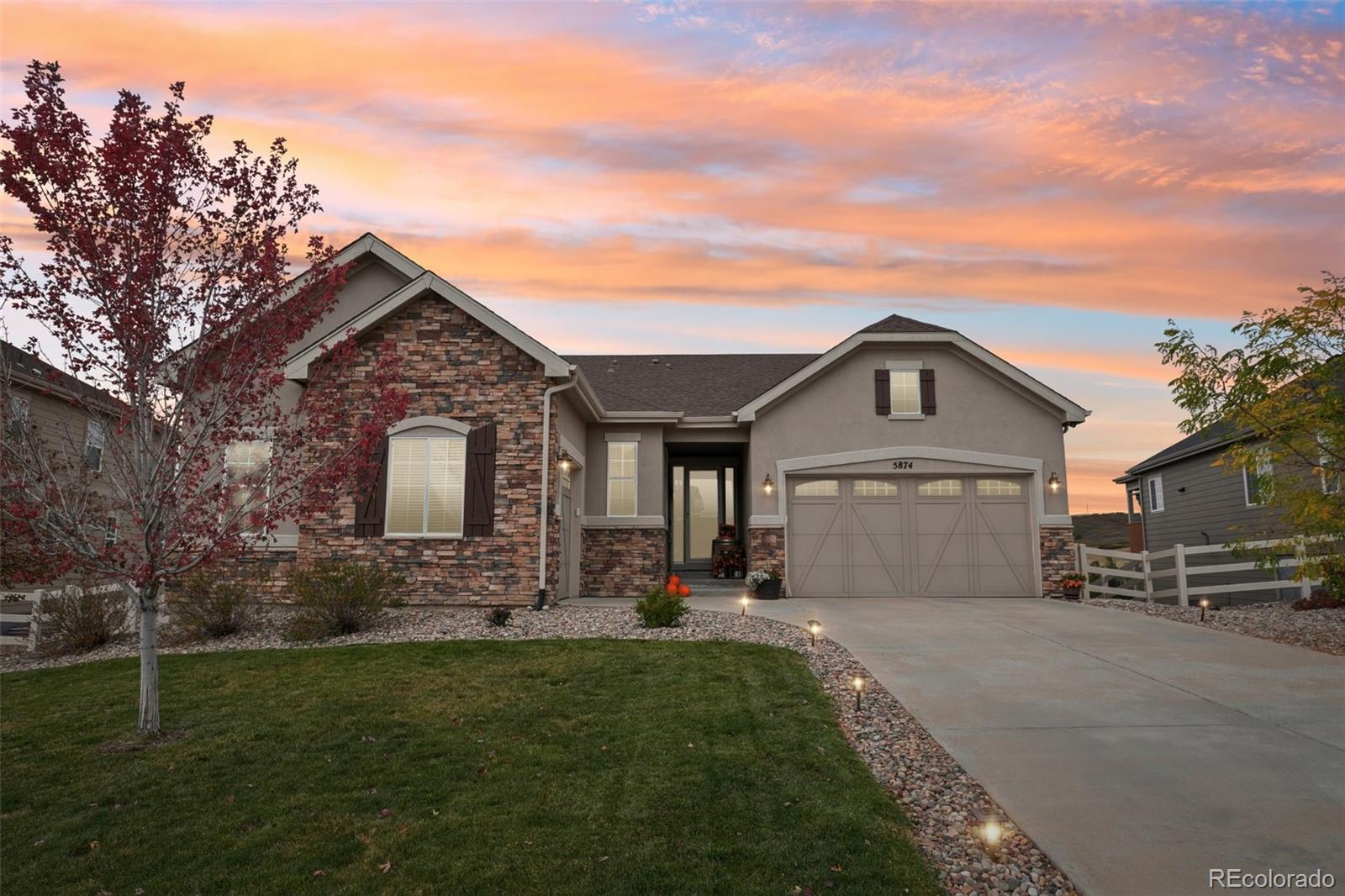 5874 Echo Hollow Street