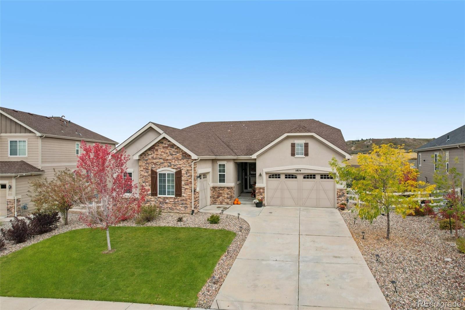 5874 Echo Hollow Street