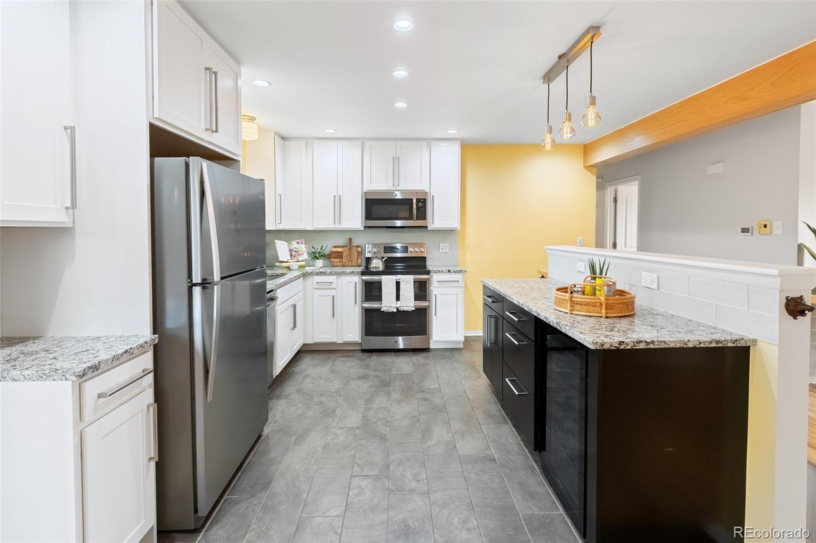 5183 W Columbia Place