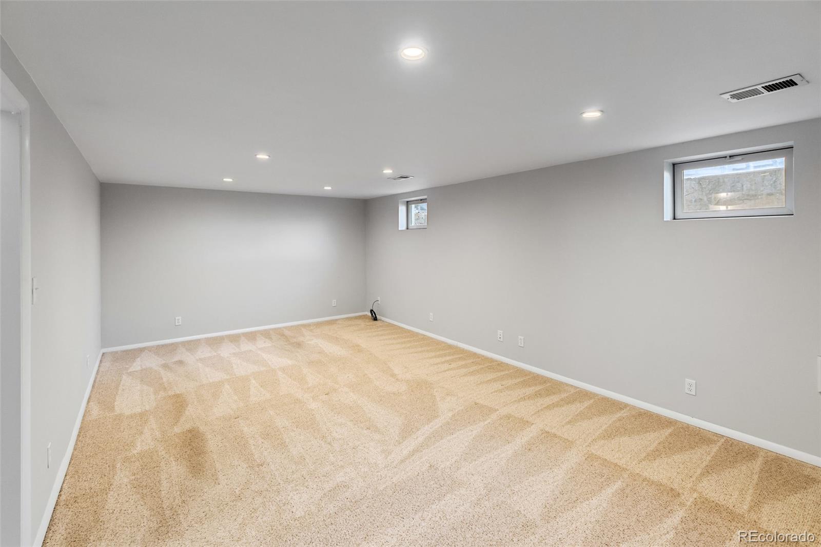 5183 W Columbia Place