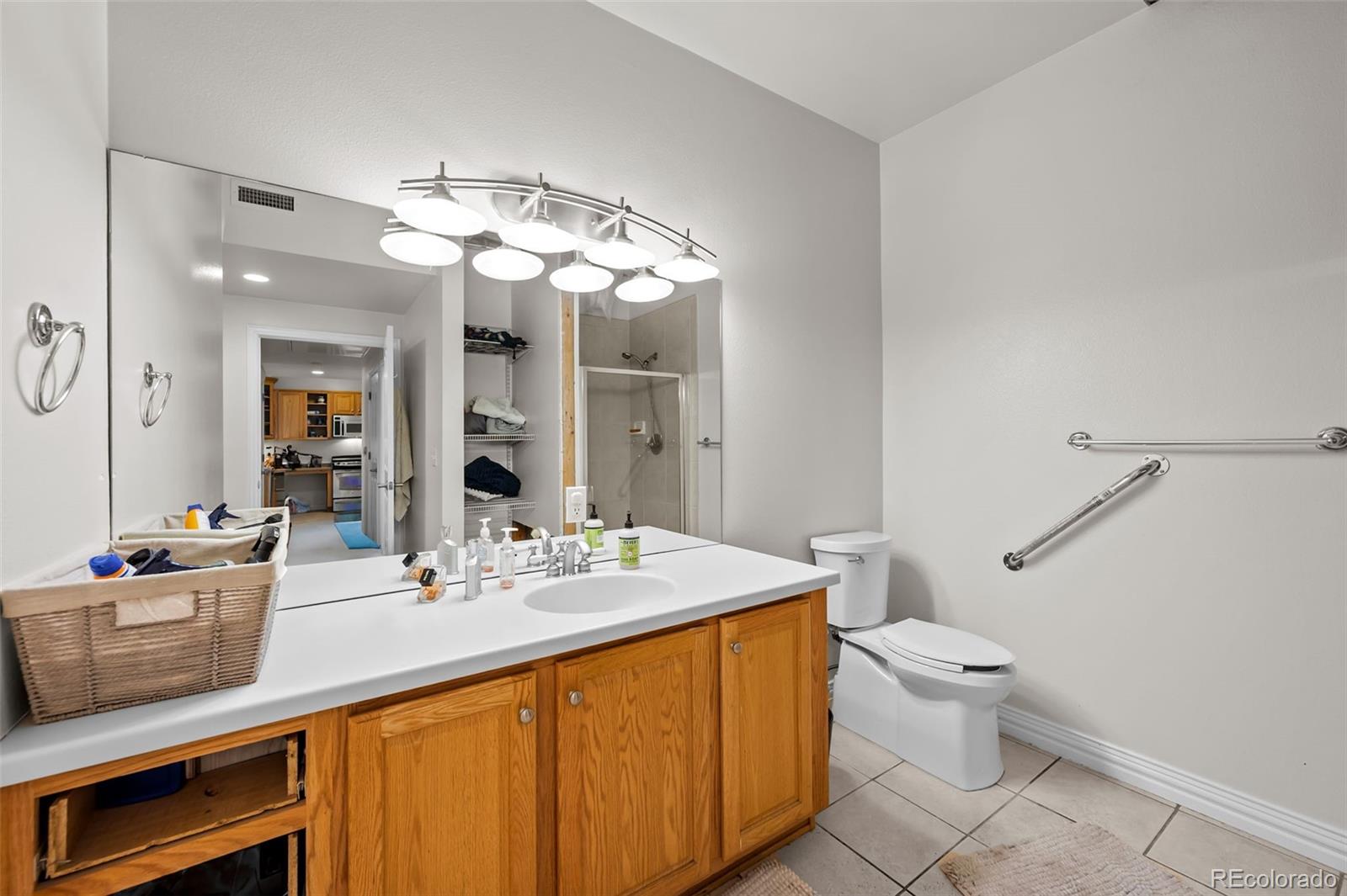 2700 E Cherry Creek South Drive Unit: 208