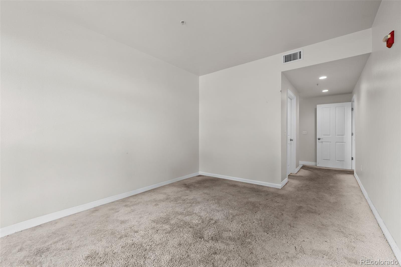 2700 E Cherry Creek South Drive Unit: 208