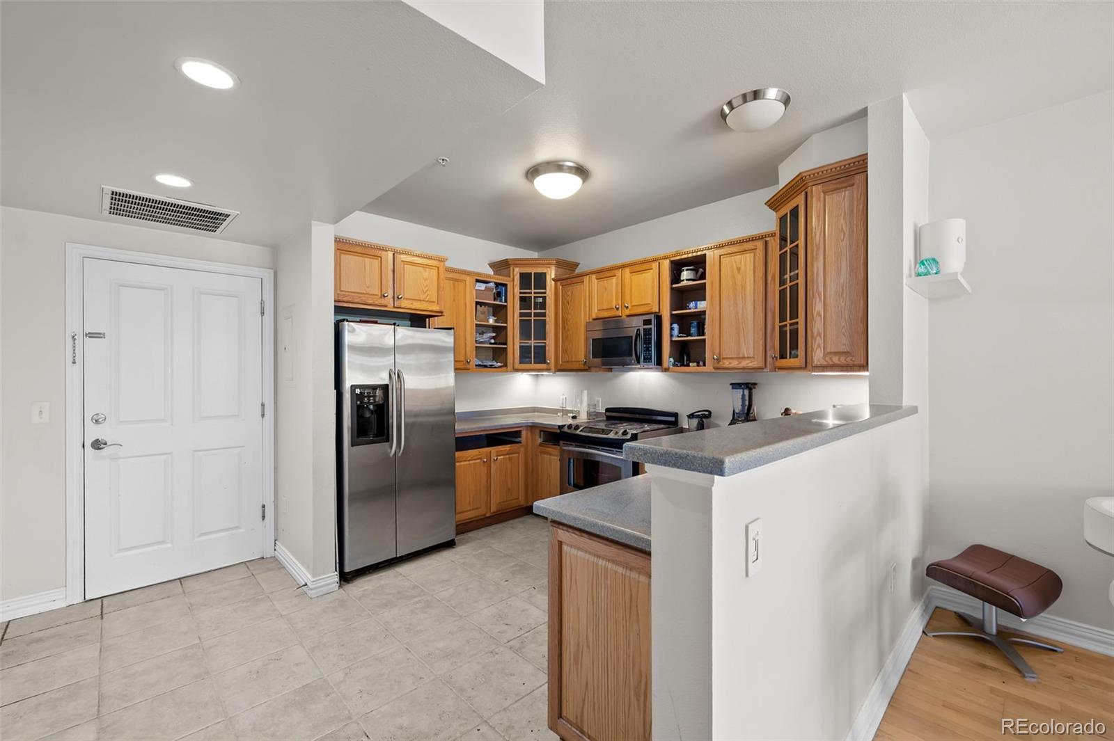 2700 E Cherry Creek South Drive Unit: 208