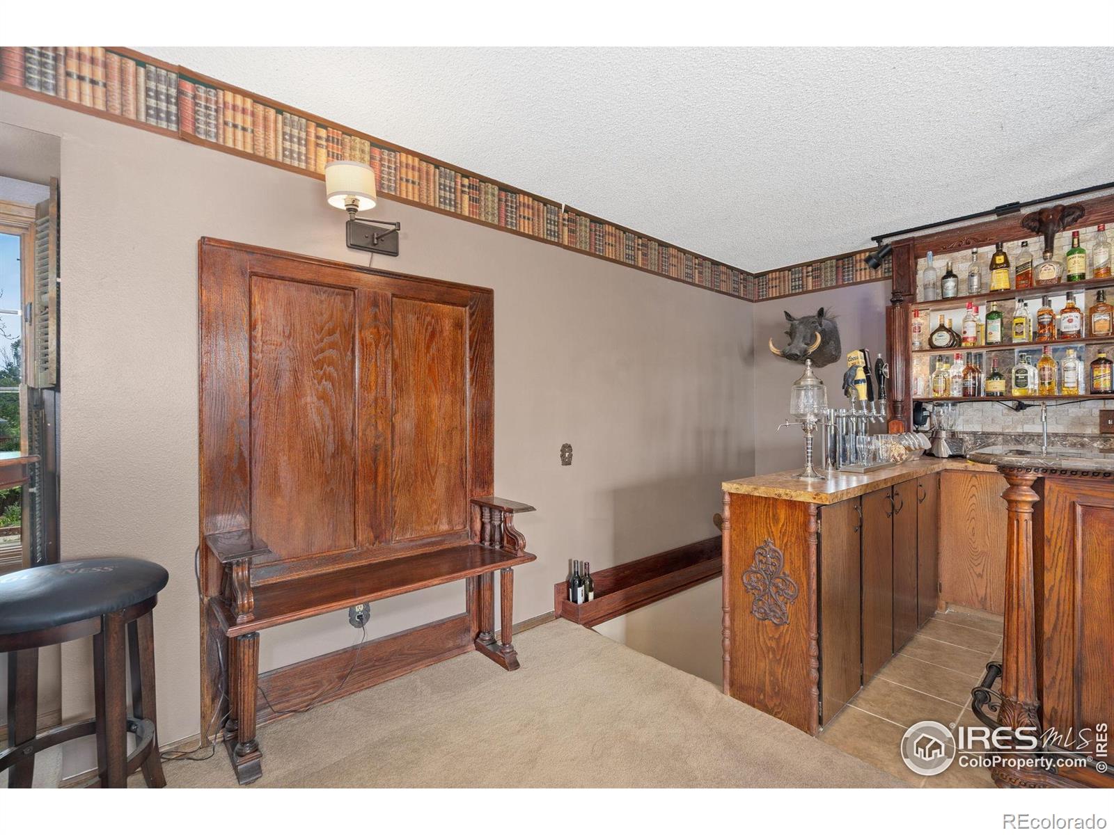 3131 Hiawatha Drive