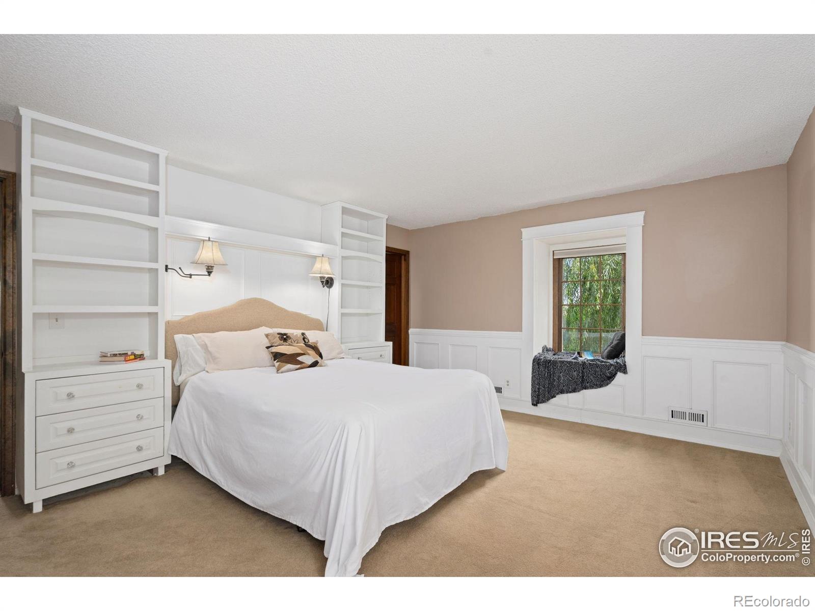 3131 Hiawatha Drive
