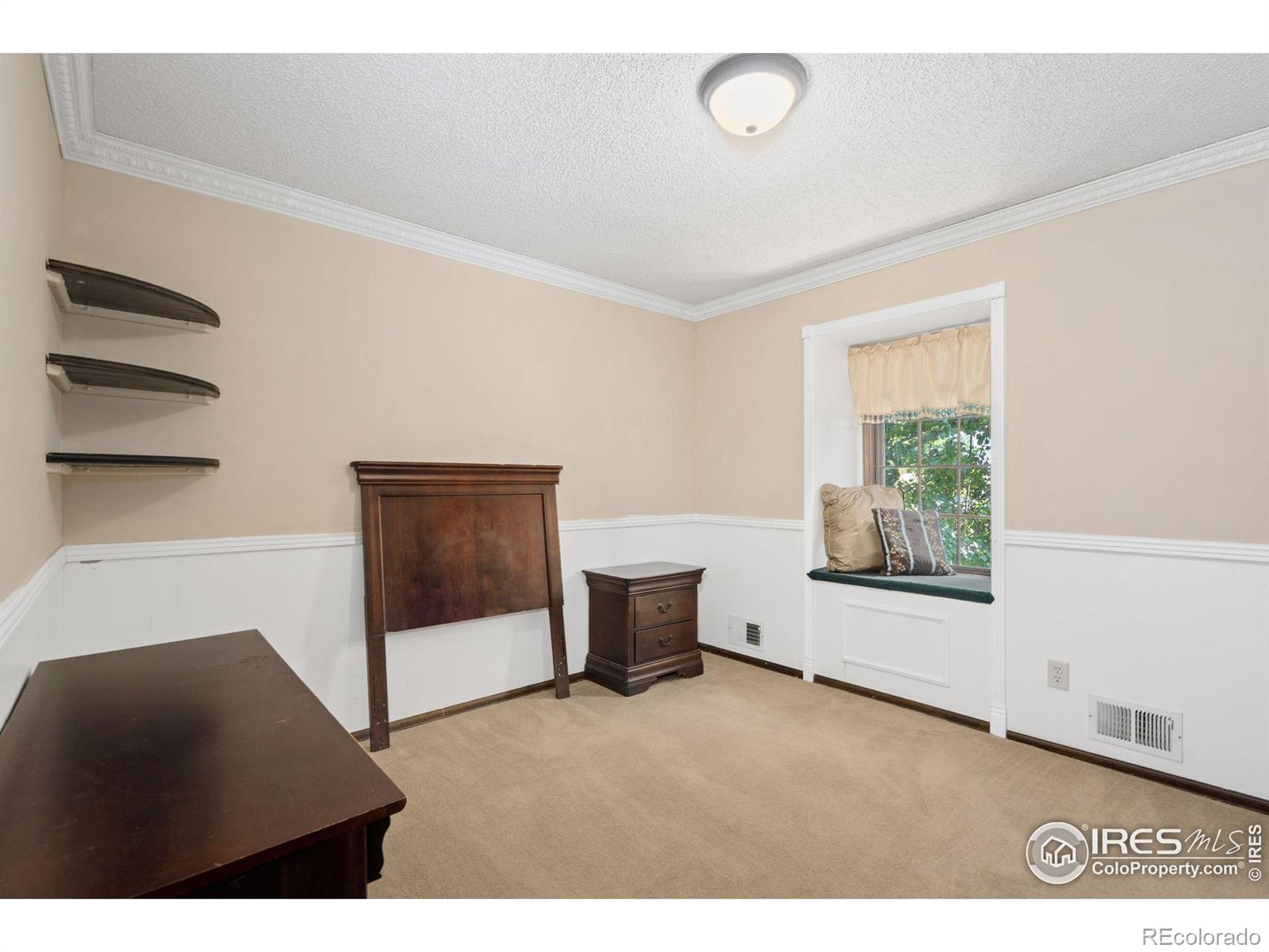 3131 Hiawatha Drive