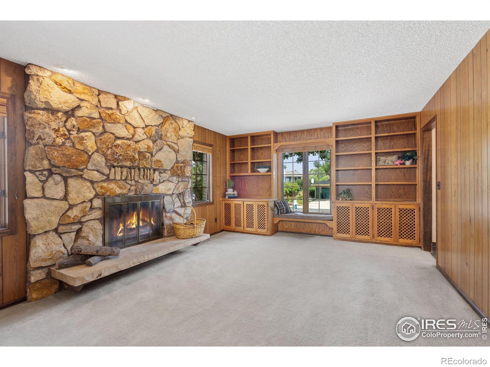 3131 Hiawatha Drive