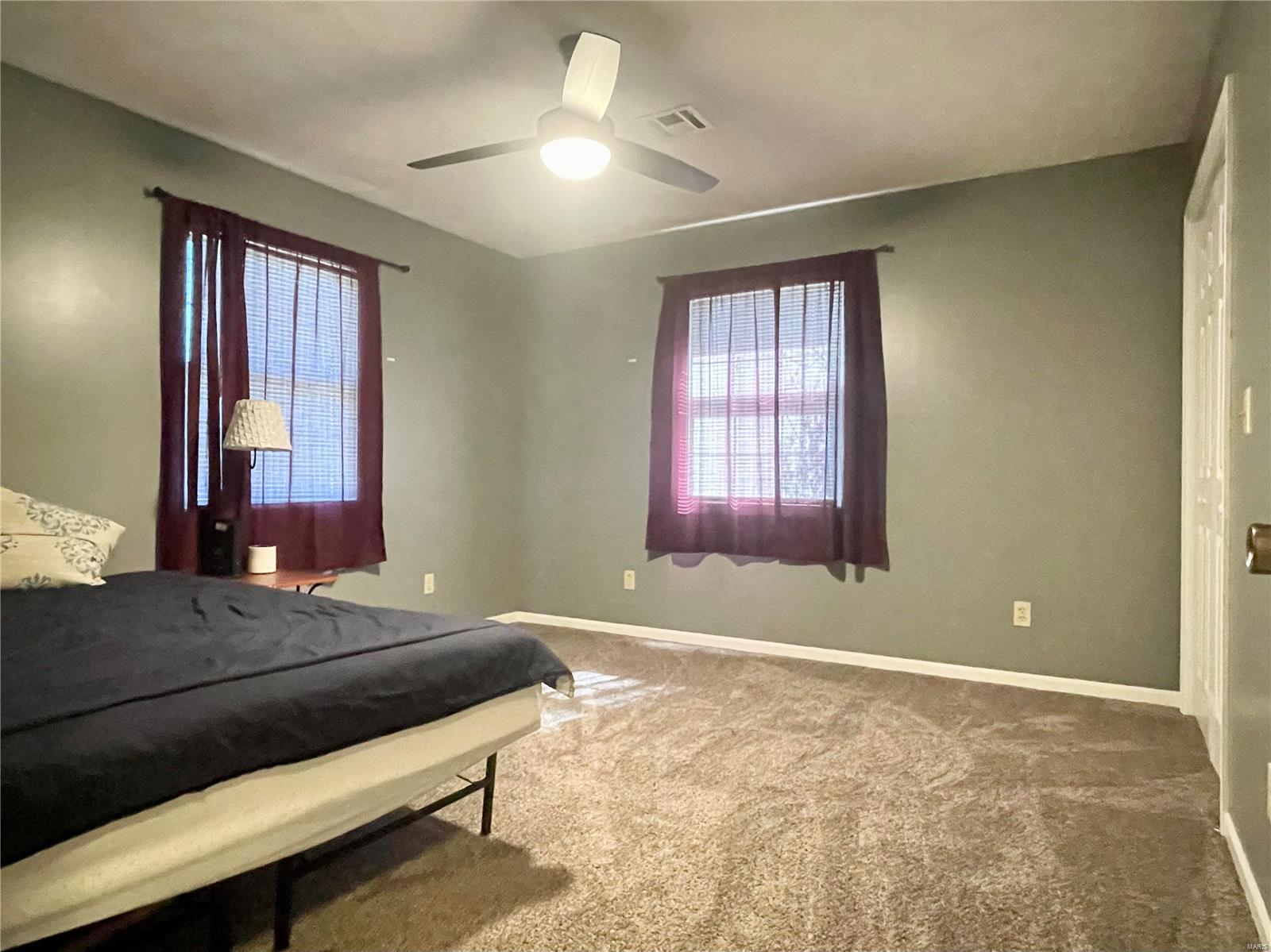12280 Chicago Rd